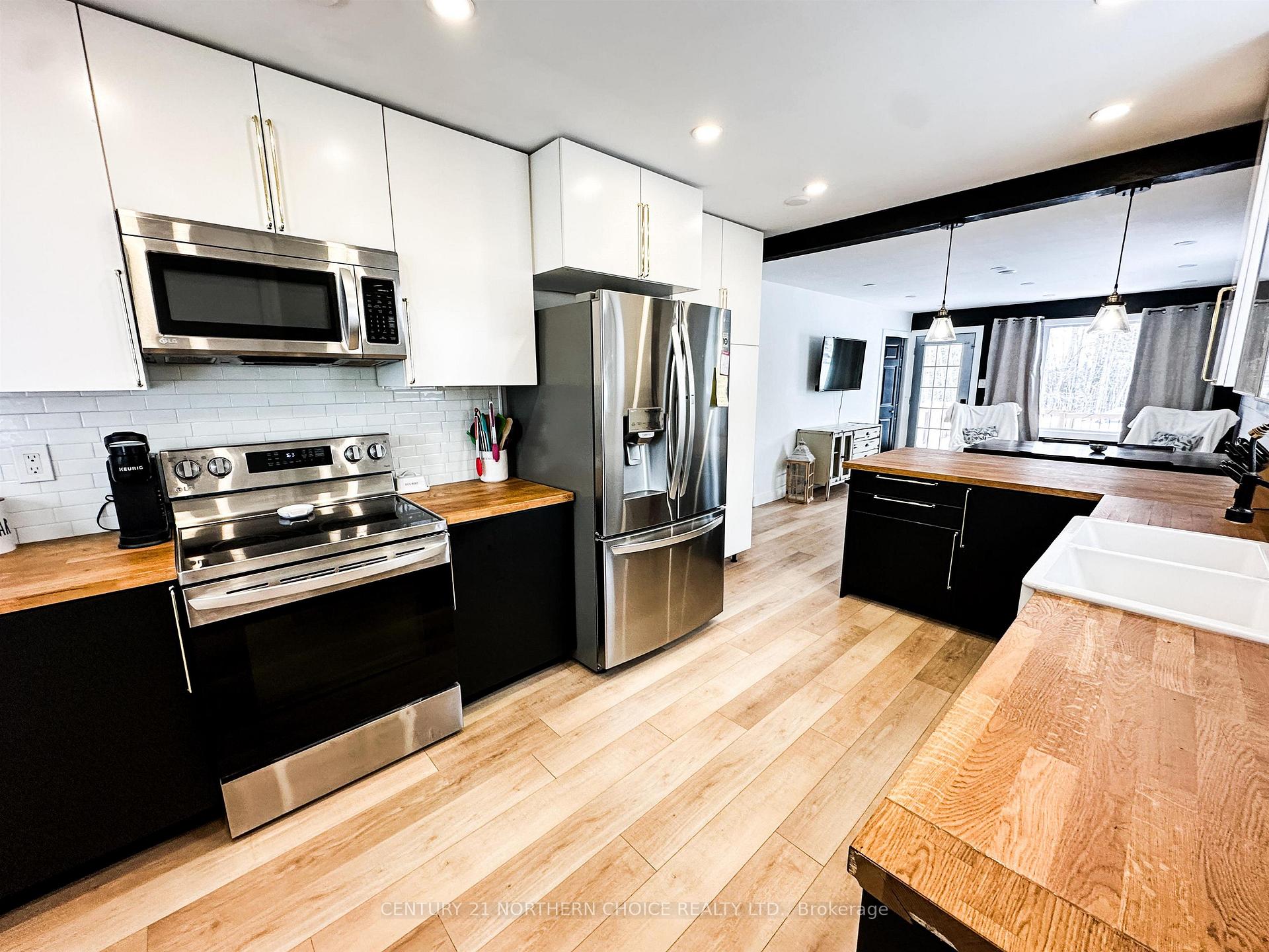 Photo 6 of 59 Detta Road, Red Lake — HOMEH