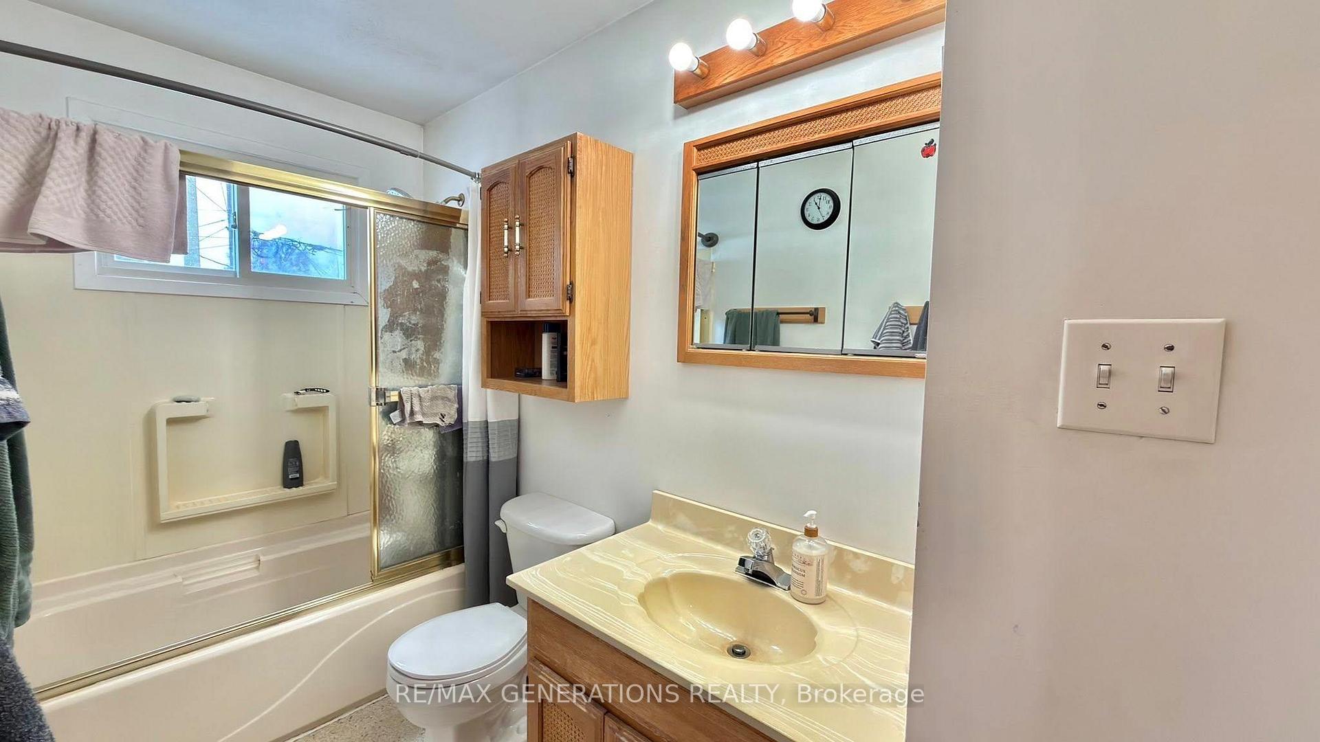 Photo 15 of 173 Hemlock Place, Thunder Bay, Northwood Park — HOMEH