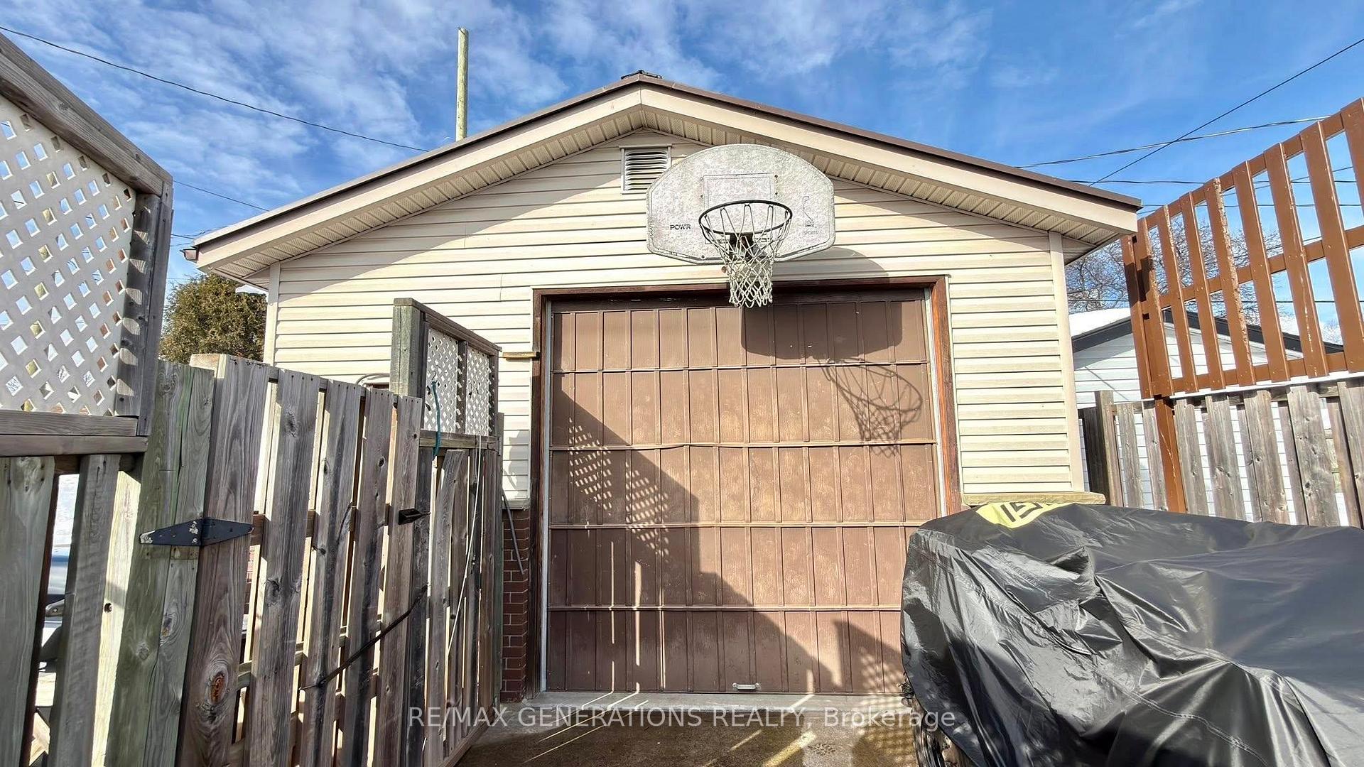 Photo 29 of 173 Hemlock Place, Thunder Bay, Northwood Park — HOMEH