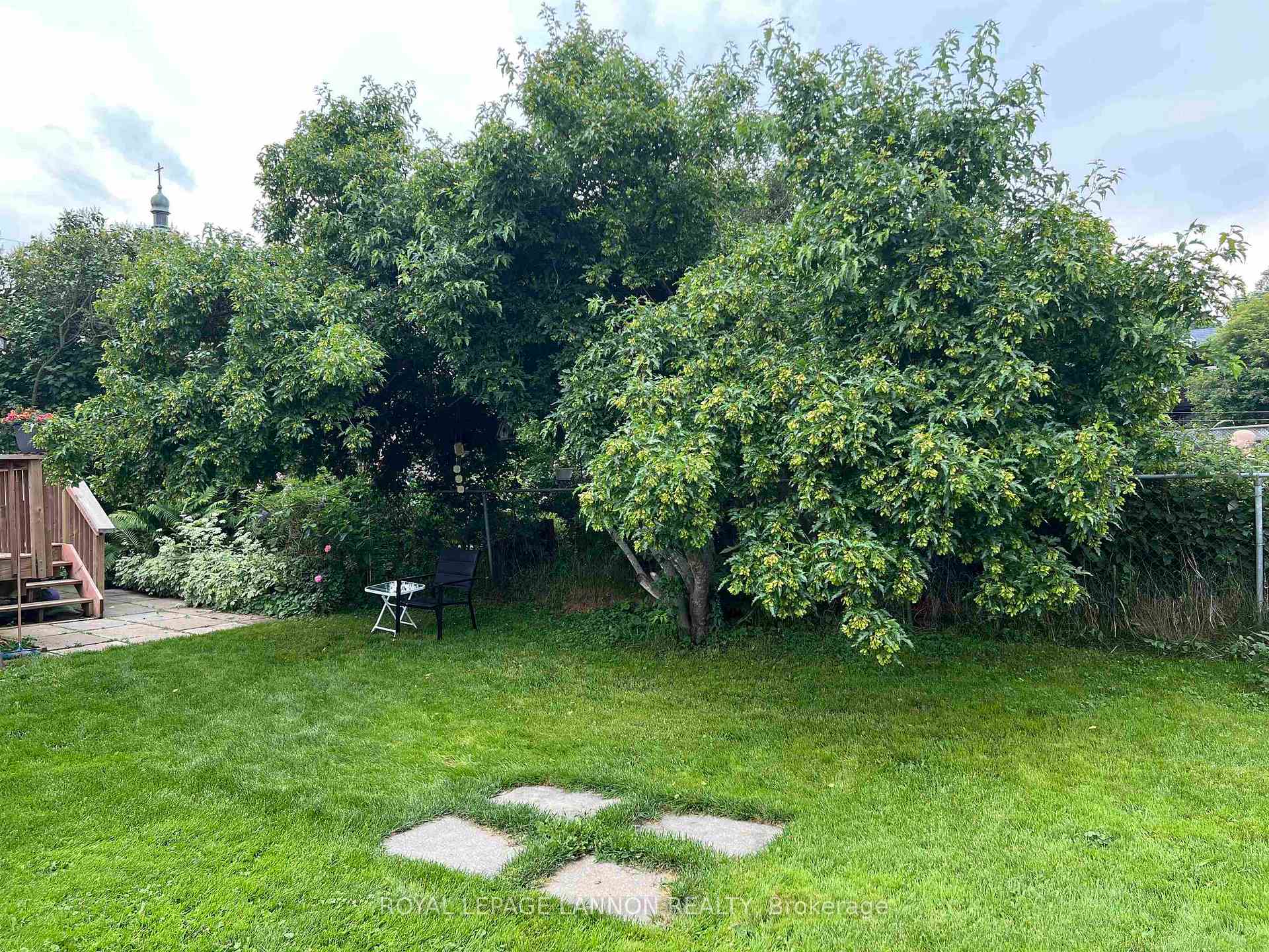 Photo 8 of 244 Van Horne St., Thunder Bay, Court / Cumberland — HOMEH