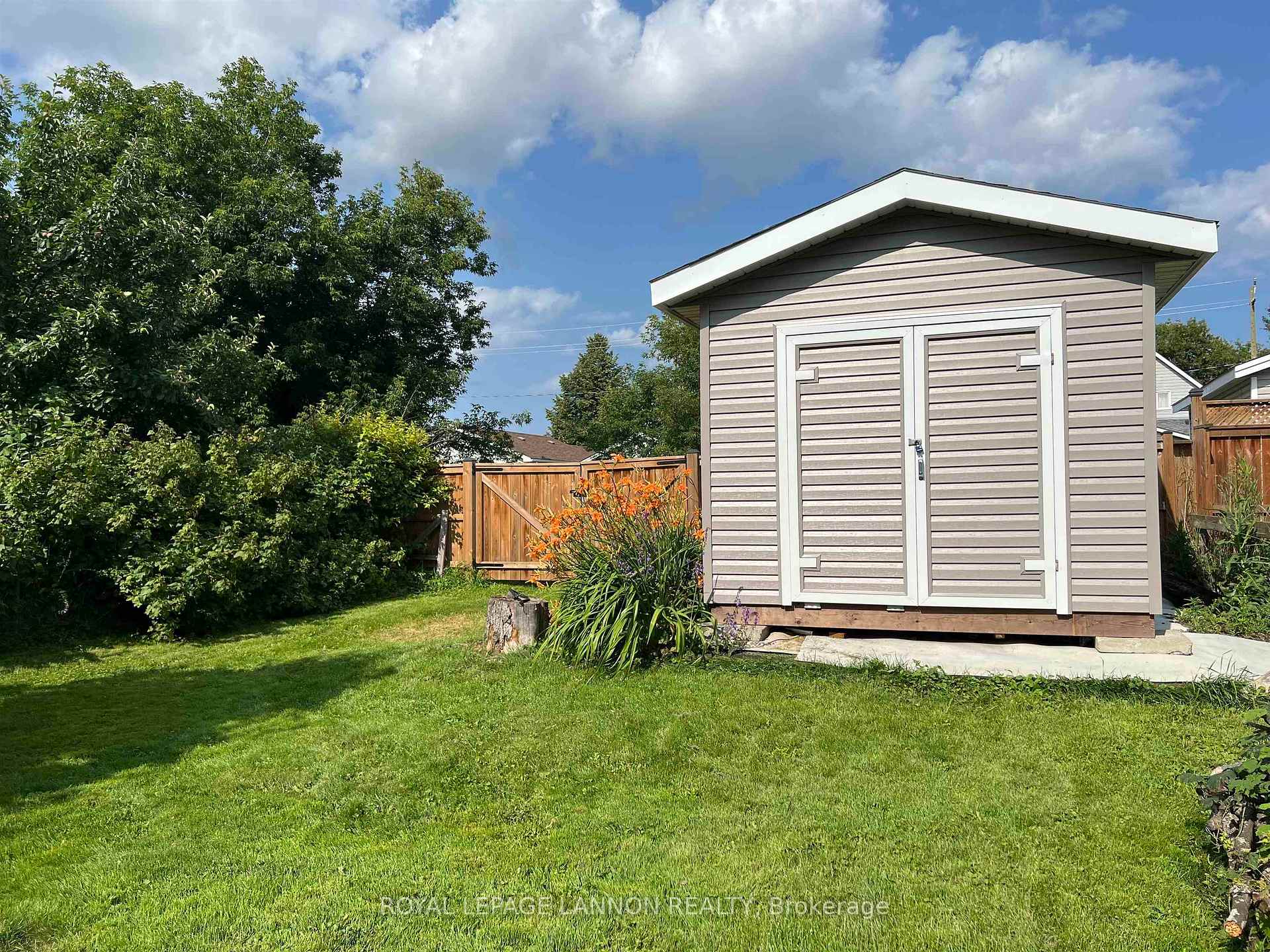 Photo 45 of 244 Van Horne St., Thunder Bay, Court / Cumberland — HOMEH