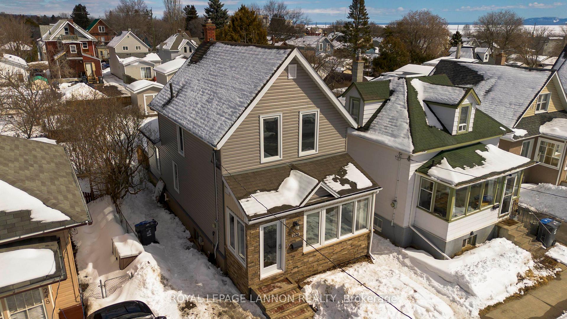 Photo 46 of 244 Van Horne St., Thunder Bay, Court / Cumberland — HOMEH