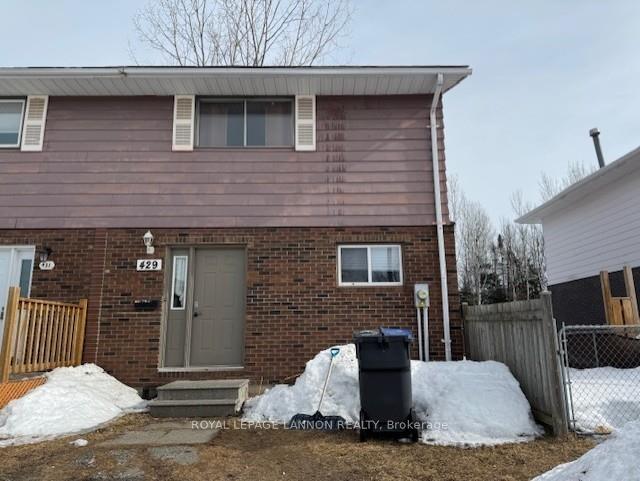 Photo 1 of 429 Brant Street, Thunder Bay, County Park — HOMEH