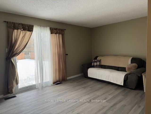 Photo 6 of 429 Brant Street, Thunder Bay, County Park — HOMEH
