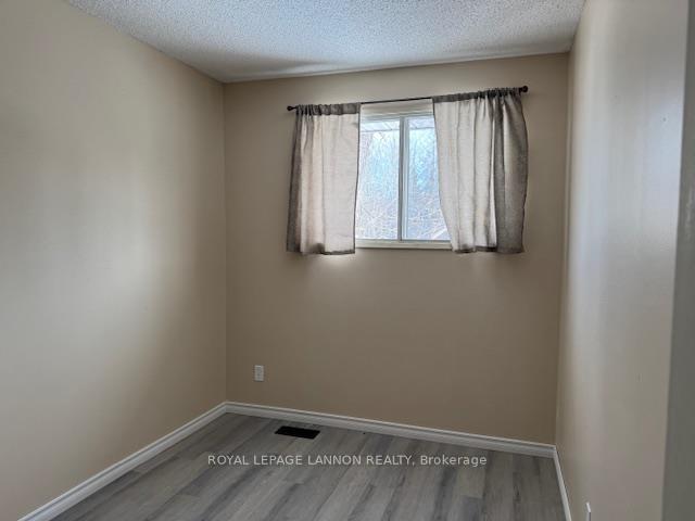 Photo 14 of 429 Brant Street, Thunder Bay, County Park — HOMEH
