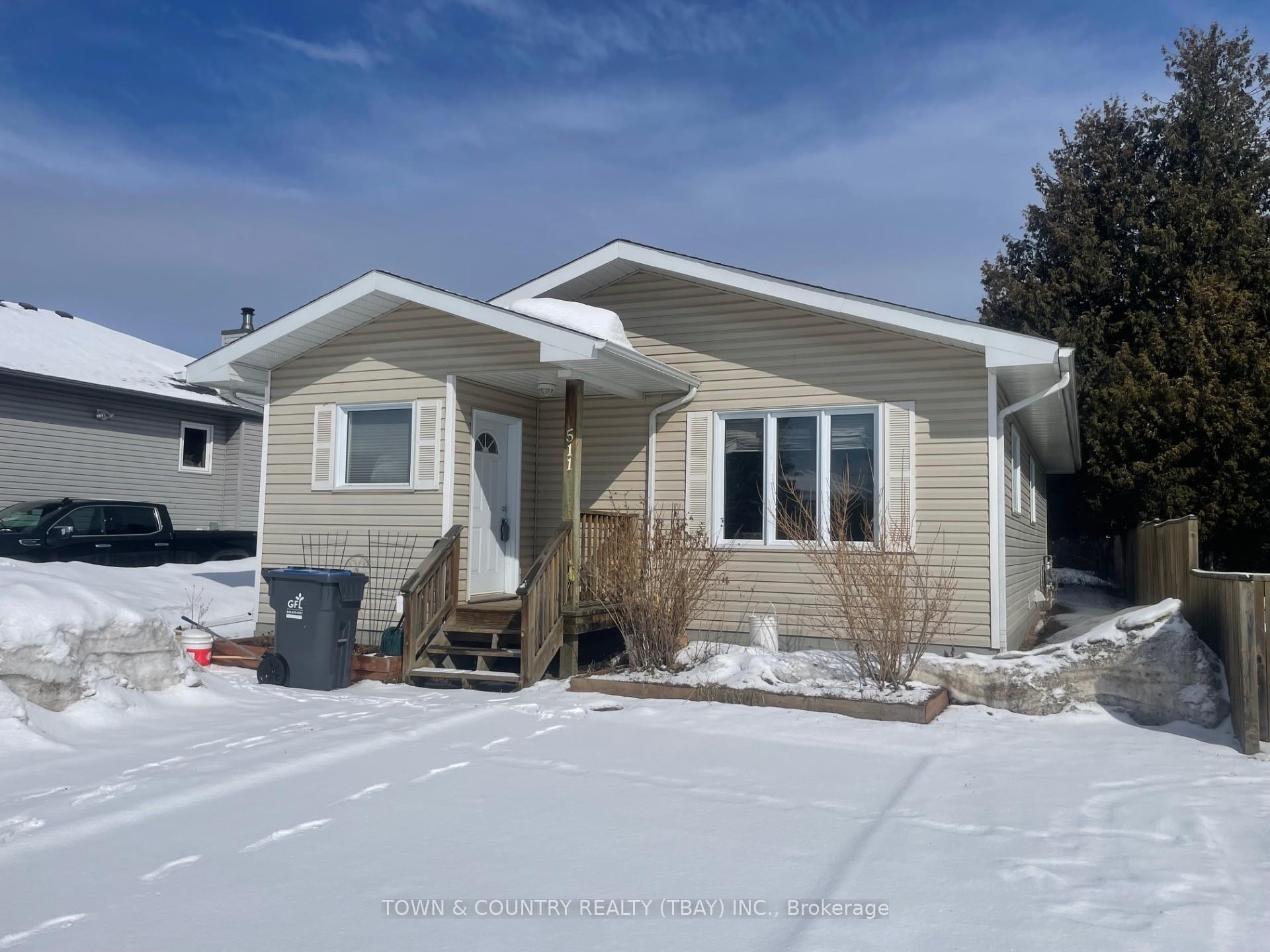 Photo 1 of 511 Mary Street E, Thunder Bay, Westfort — HOMEH