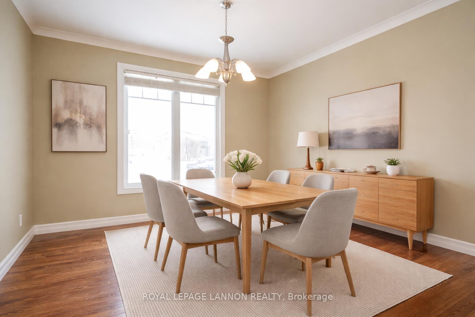 Photo 19 of 253 Newcastle Dr., Thunder Bay, John Street North — HOMEH