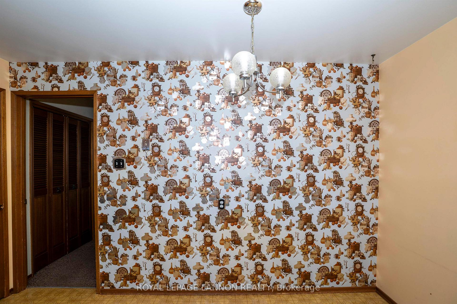 Photo 9 of 675 Thornloe Drive, Thunder Bay, Northwood Park — HOMEH
