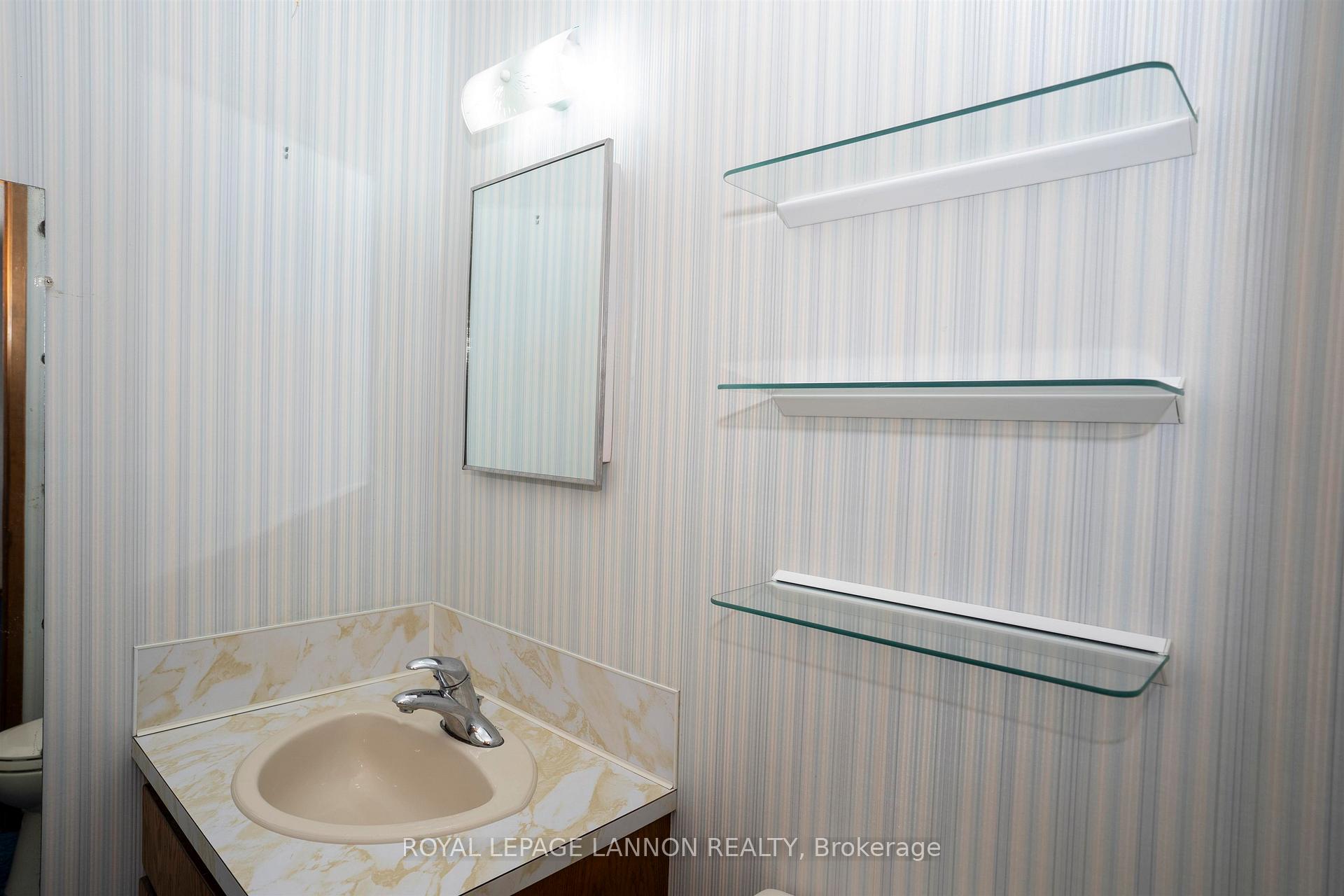 Photo 26 of 675 Thornloe Drive, Thunder Bay, Northwood Park — HOMEH