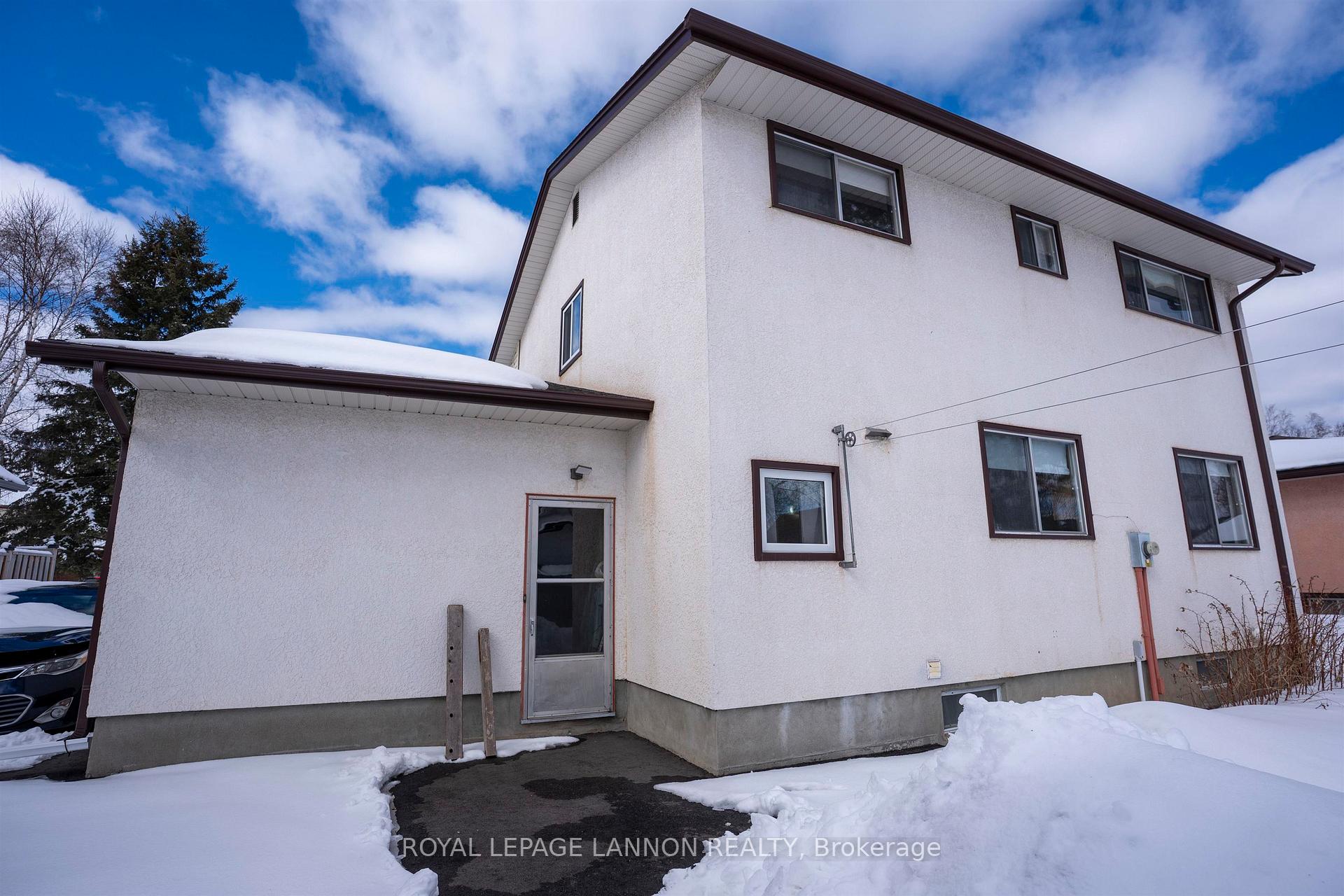 Photo 48 of 675 Thornloe Drive, Thunder Bay, Northwood Park — HOMEH