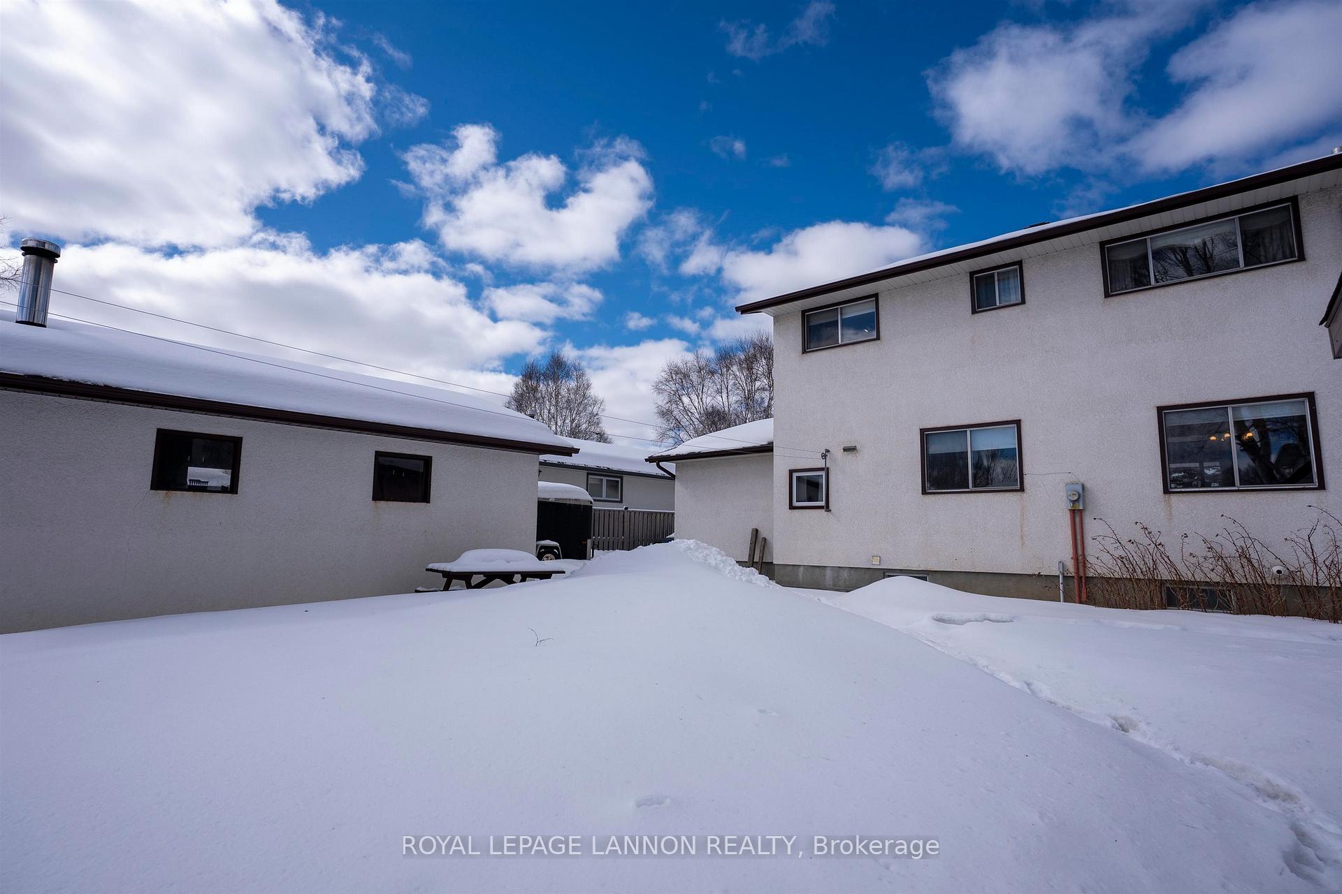 Photo 49 of 675 Thornloe Drive, Thunder Bay, Northwood Park — HOMEH