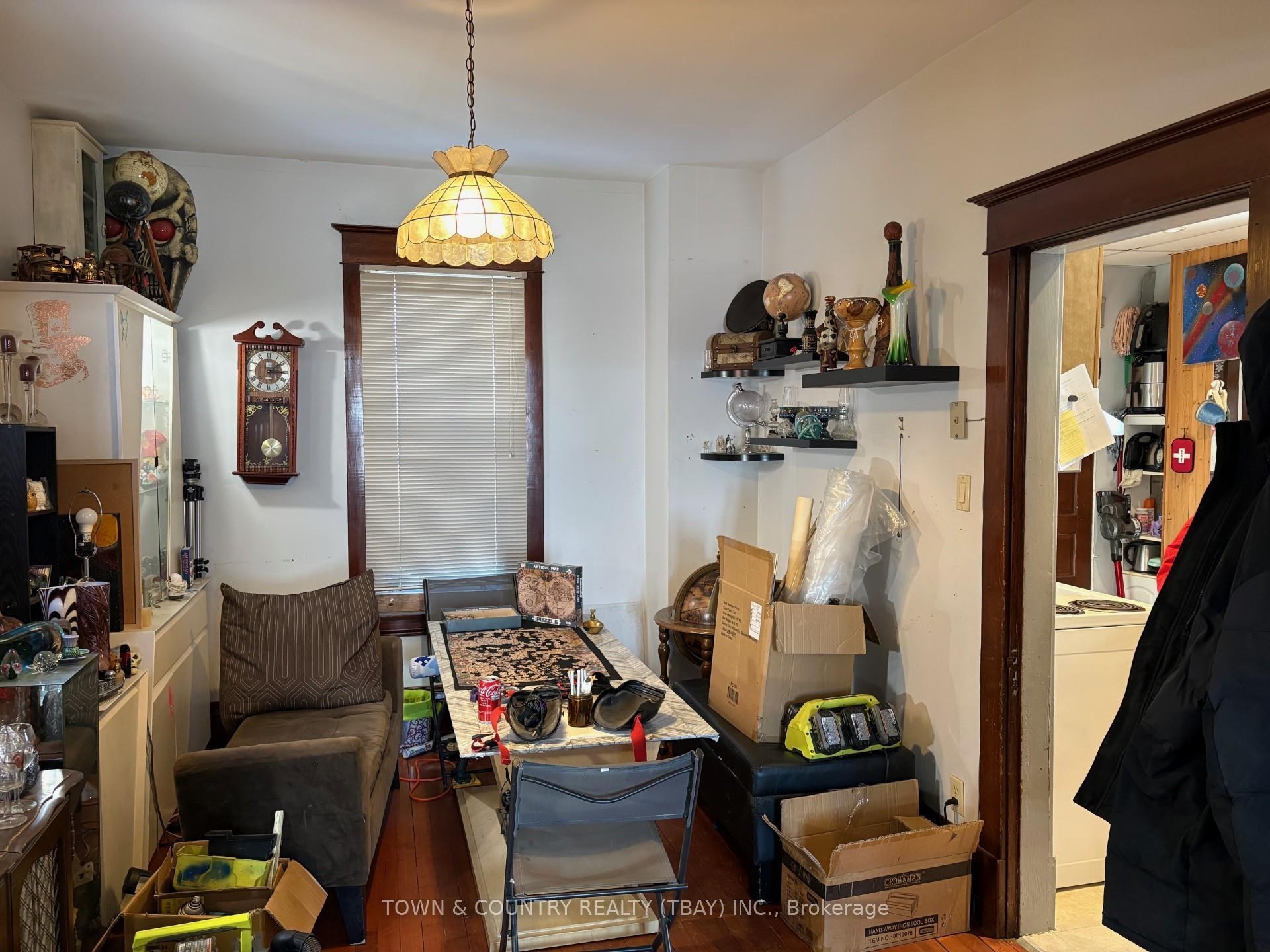 Photo 5 of 515 Brock St E, Thunder Bay, Westfort — HOMEH