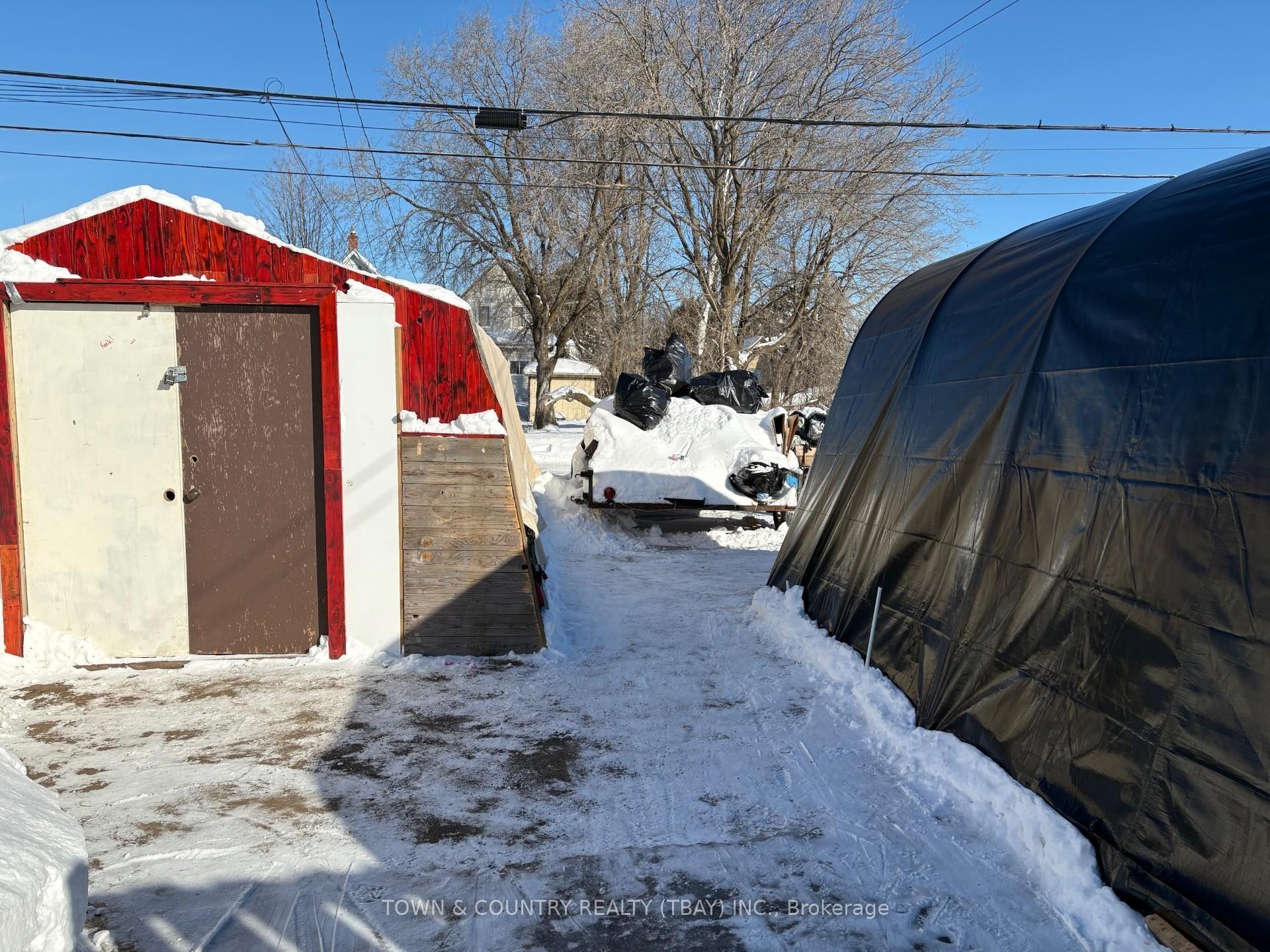 Photo 11 of 515 Brock St E, Thunder Bay, Westfort — HOMEH