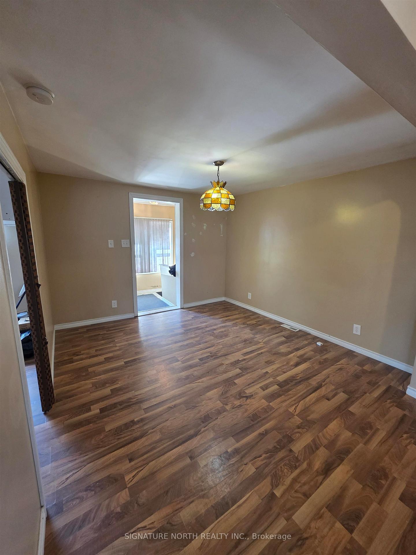 Photo 4 of 510 Wiley Street, Thunder Bay, East End — HOMEH