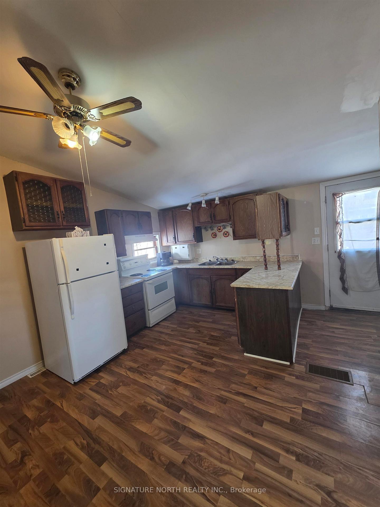 Photo 6 of 510 Wiley Street, Thunder Bay, East End — HOMEH
