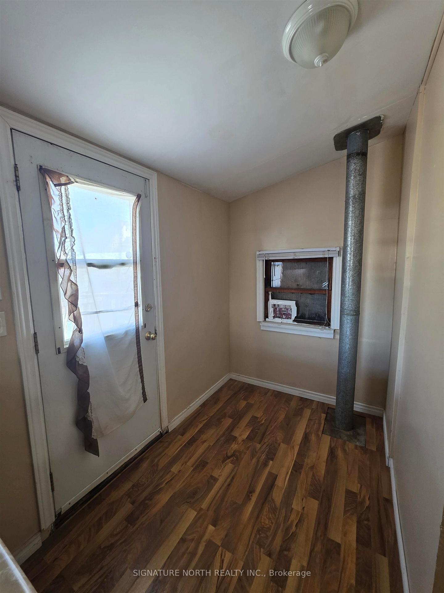 Photo 7 of 510 Wiley Street, Thunder Bay, East End — HOMEH