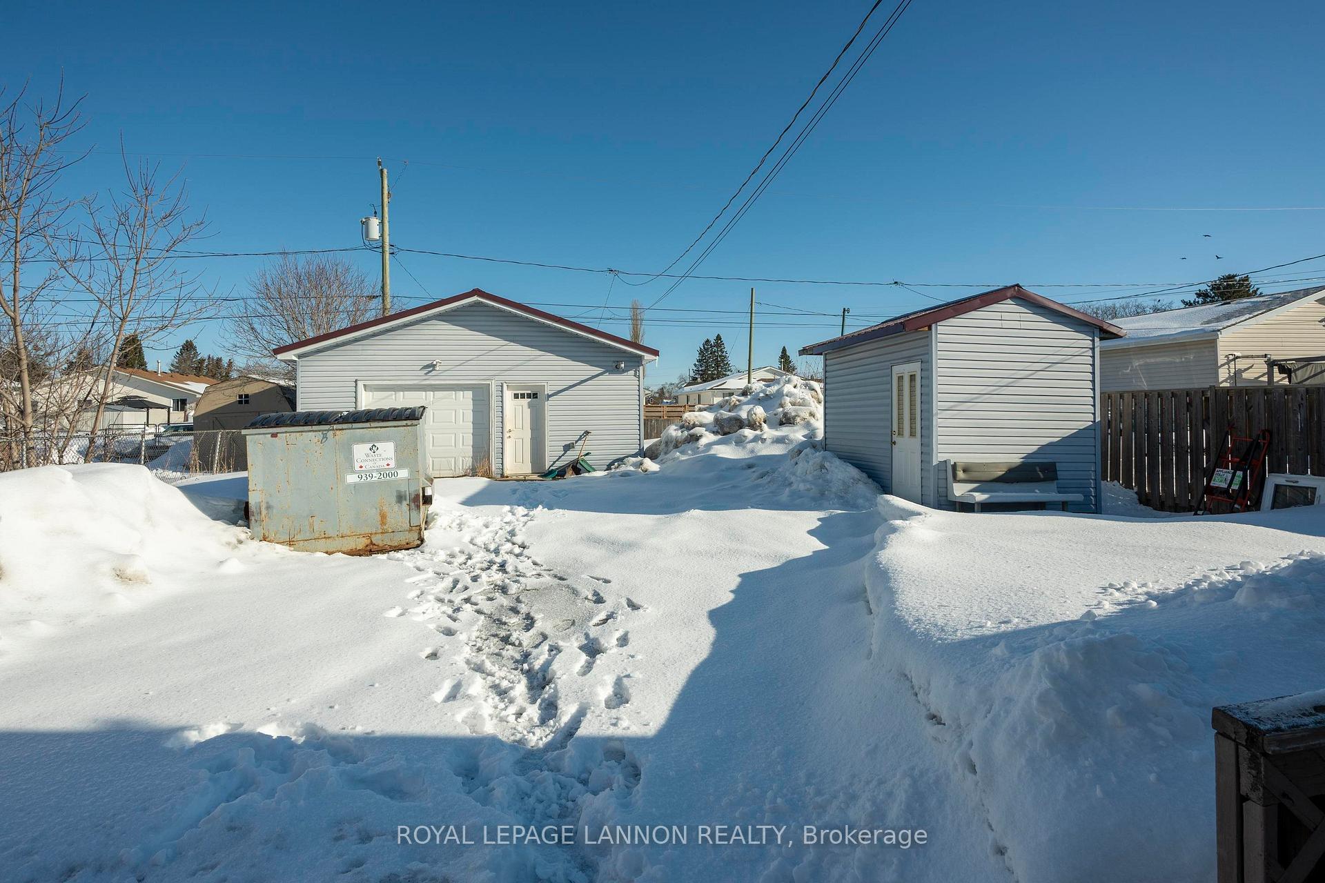 Photo 6 of 483 Mary Street E, Thunder Bay, Westfort — HOMEH