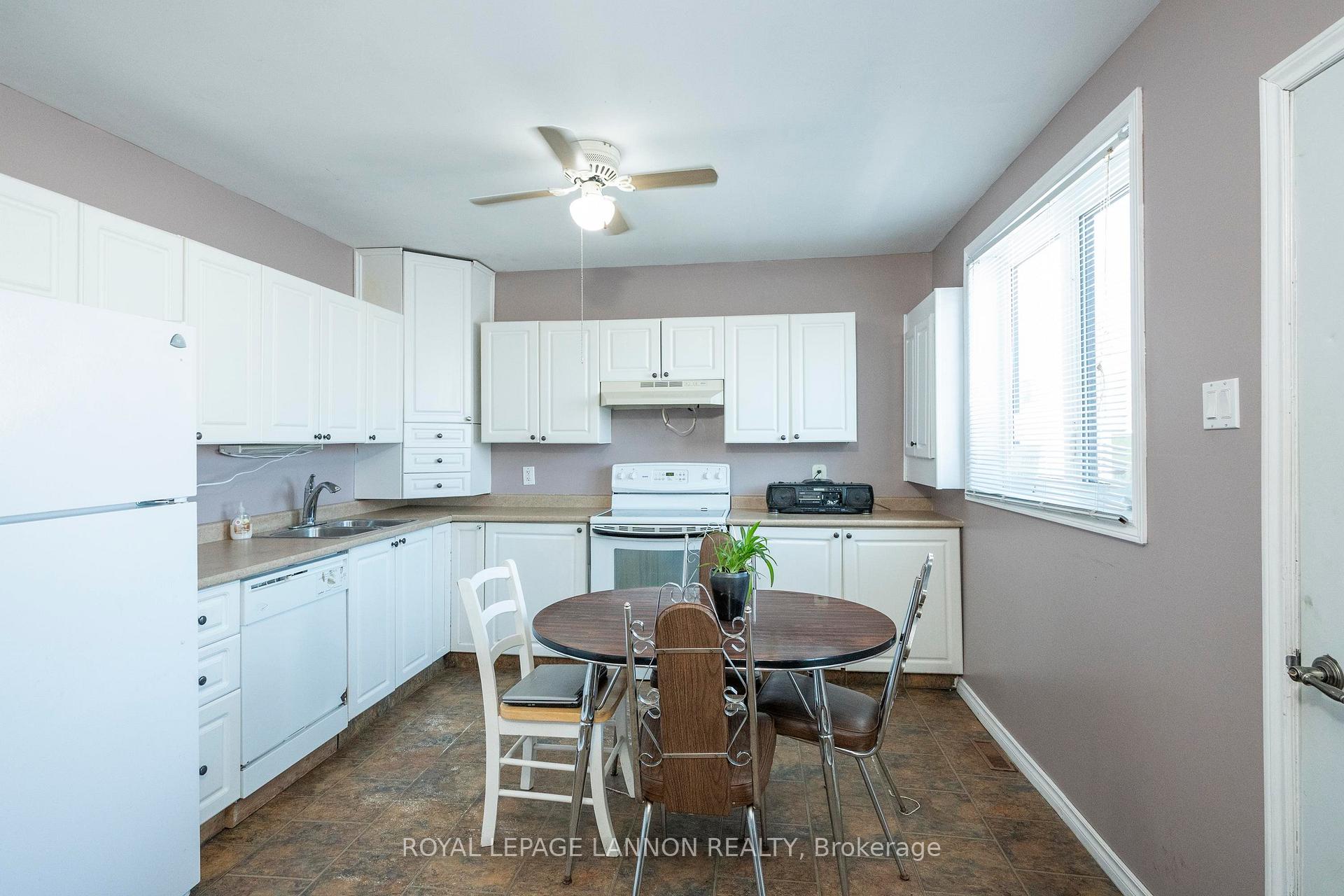 Photo 11 of 483 Mary Street E, Thunder Bay, Westfort — HOMEH