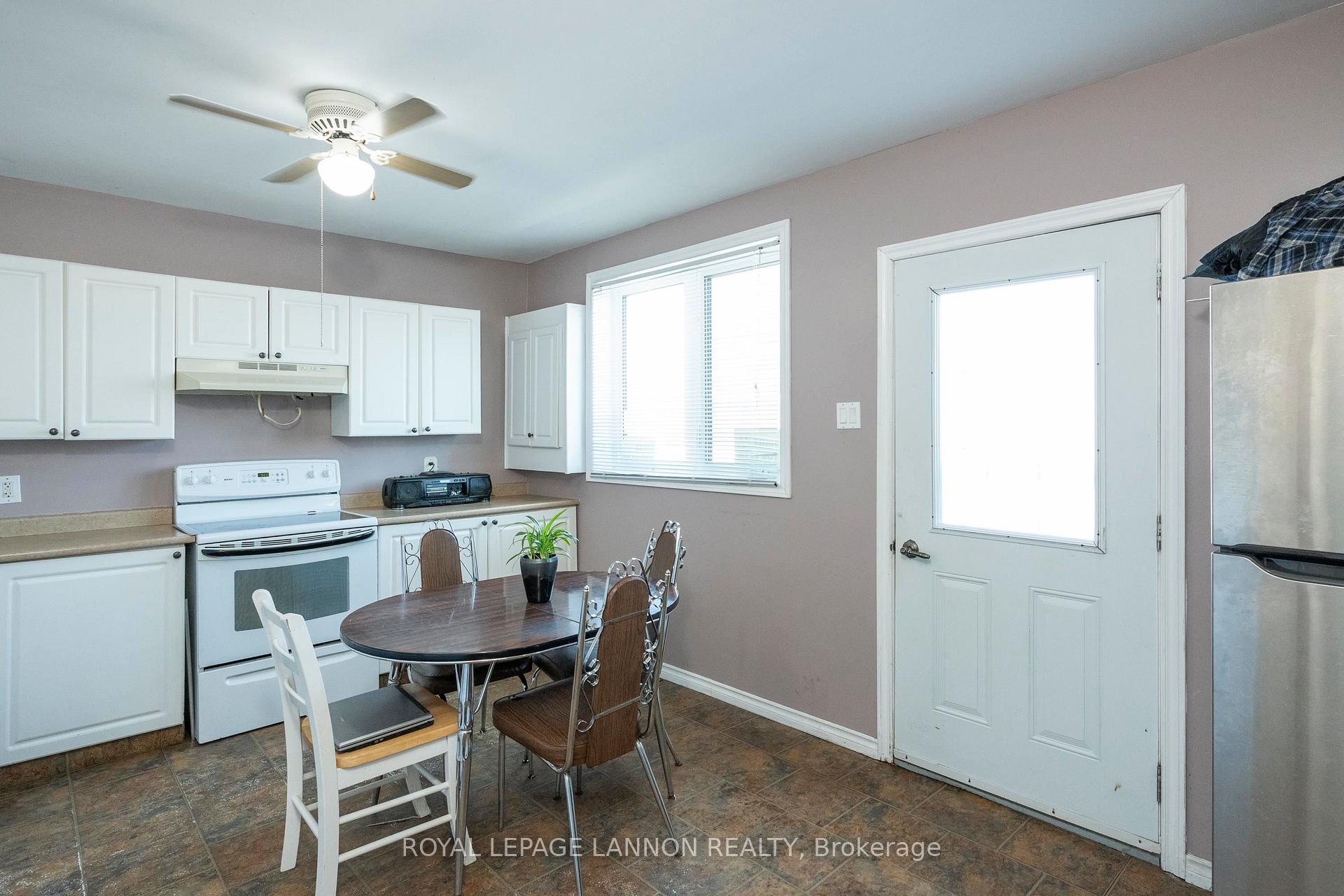 Photo 12 of 483 Mary Street E, Thunder Bay, Westfort — HOMEH