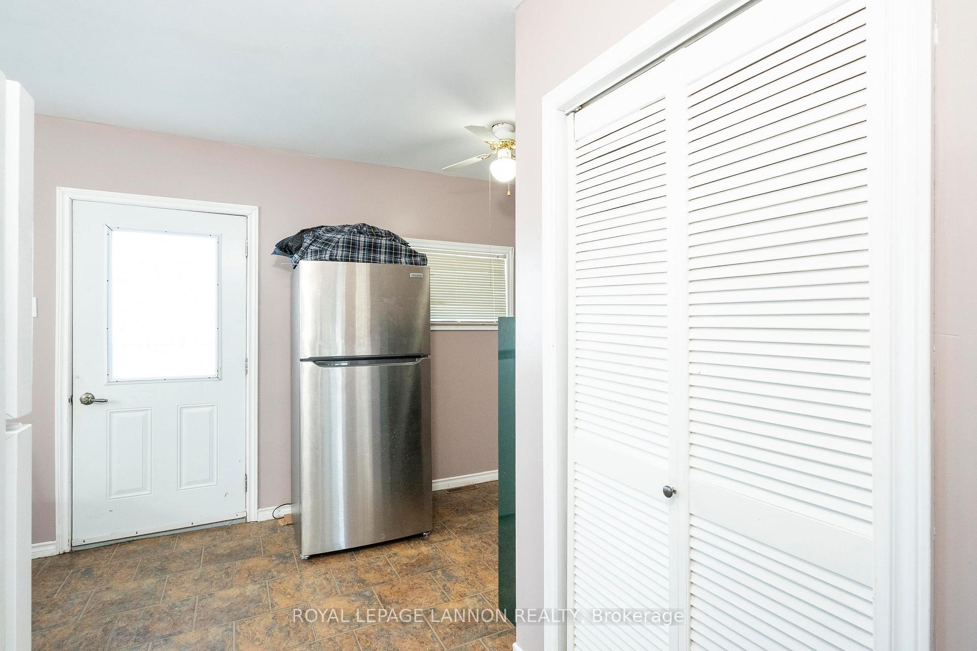 Photo 19 of 483 Mary Street E, Thunder Bay, Westfort — HOMEH