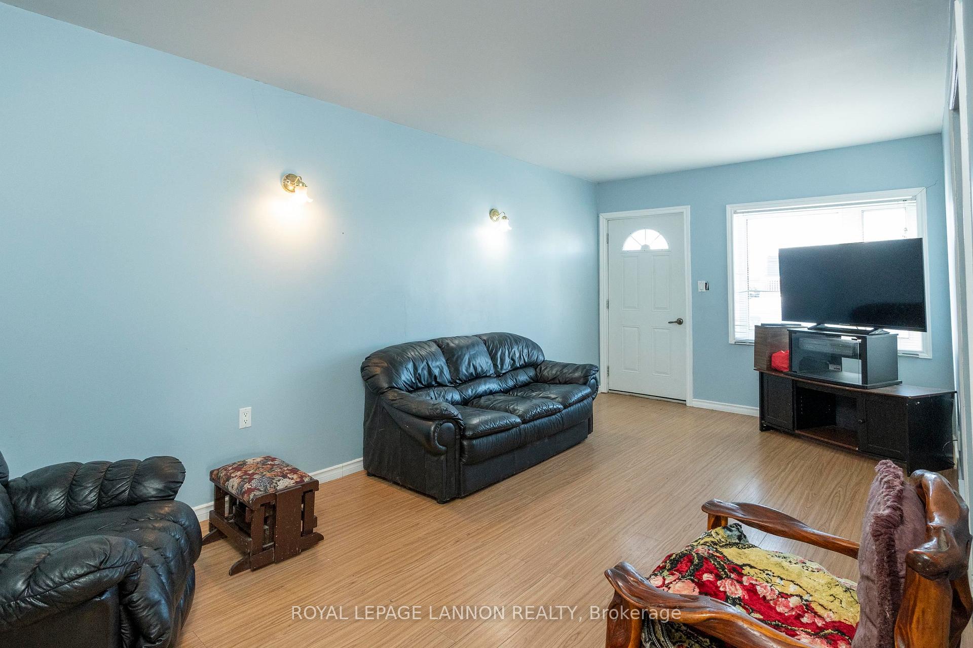 Photo 21 of 483 Mary Street E, Thunder Bay, Westfort — HOMEH