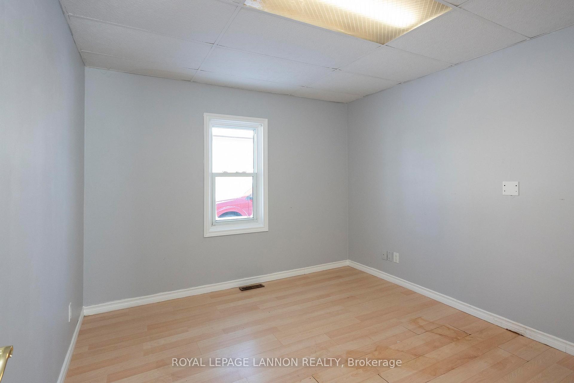 Photo 32 of 483 Mary Street E, Thunder Bay, Westfort — HOMEH