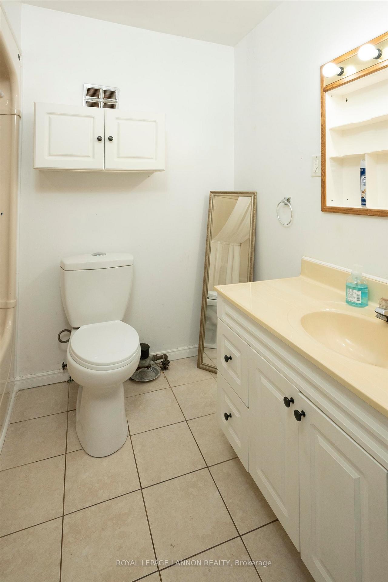 Photo 38 of 483 Mary Street E, Thunder Bay, Westfort — HOMEH