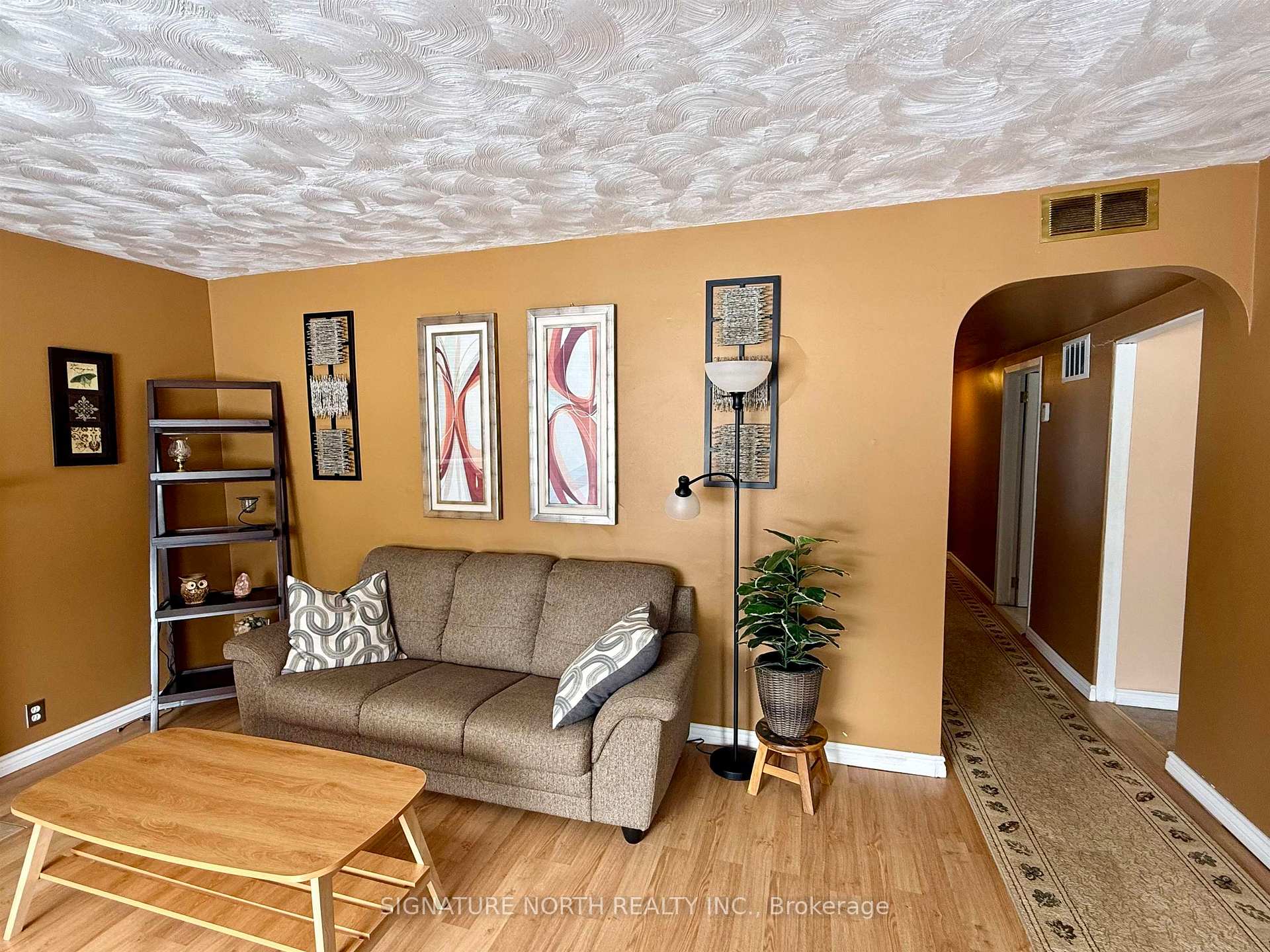 Photo 5 of 458 Algoma Street N, Thunder Bay, Shuniah — HOMEH