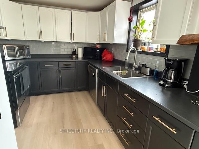 Photo 2 of 1010 Alberta Street, Thunder Bay, East End — HOMEH