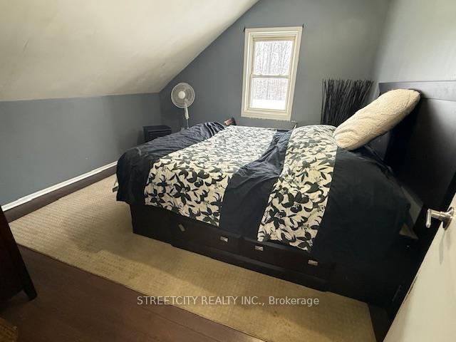 Photo 13 of 1010 Alberta Street, Thunder Bay, East End — HOMEH