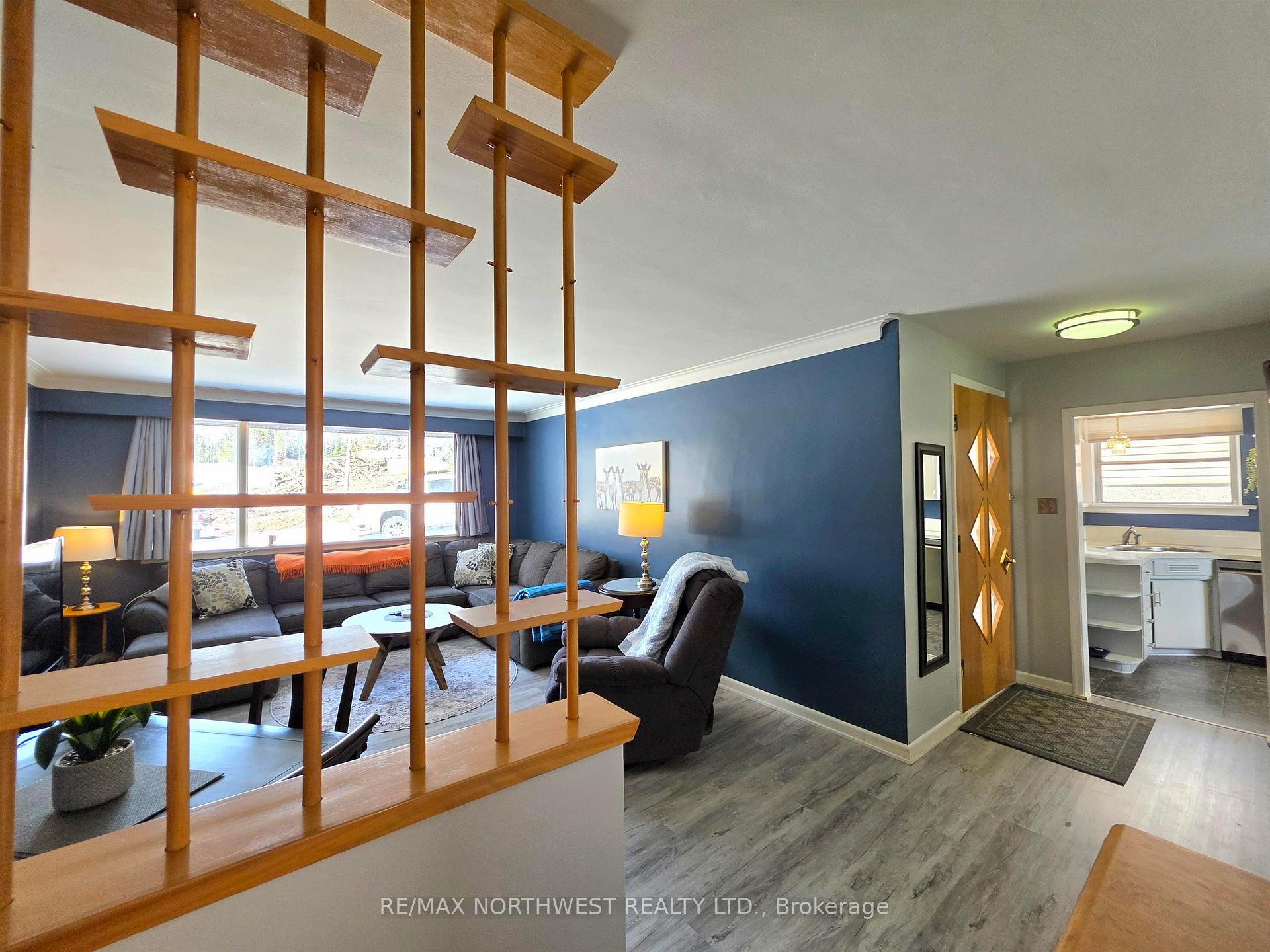 Photo 6 of 907 Seventh Street N, Kenora, Evergreen — HOMEH