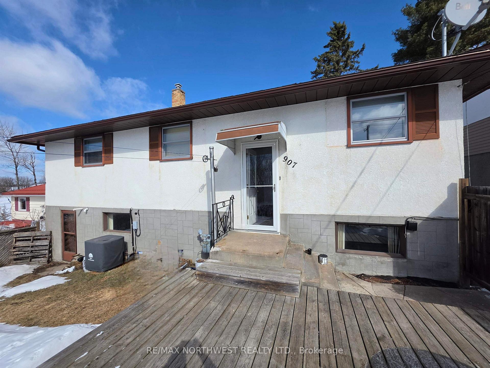 Photo 26 of 907 Seventh Street N, Kenora, Evergreen — HOMEH