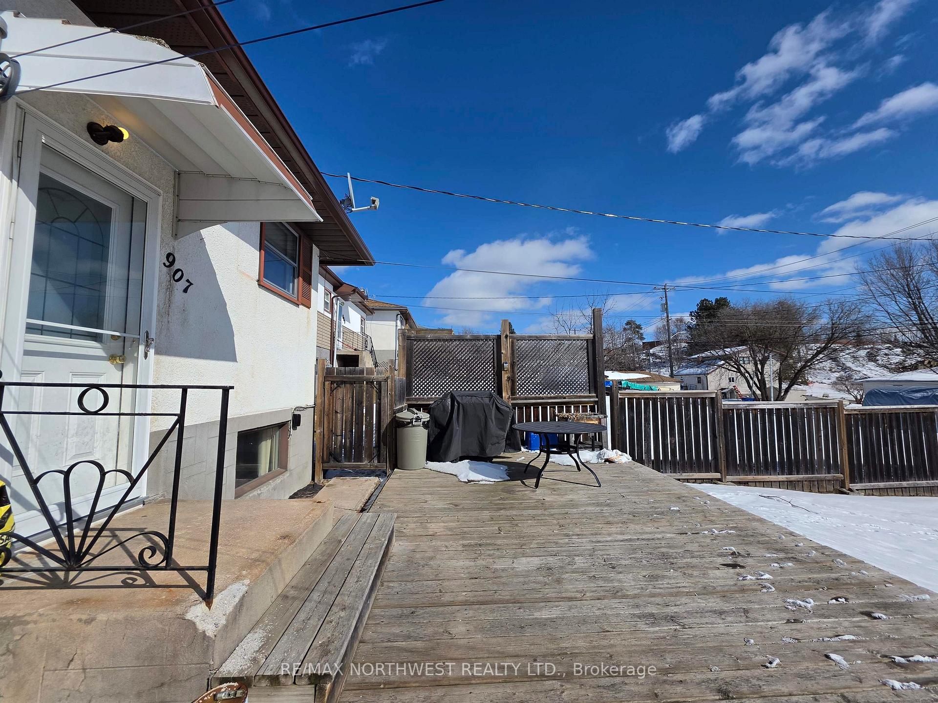 Photo 28 of 907 Seventh Street N, Kenora, Evergreen — HOMEH
