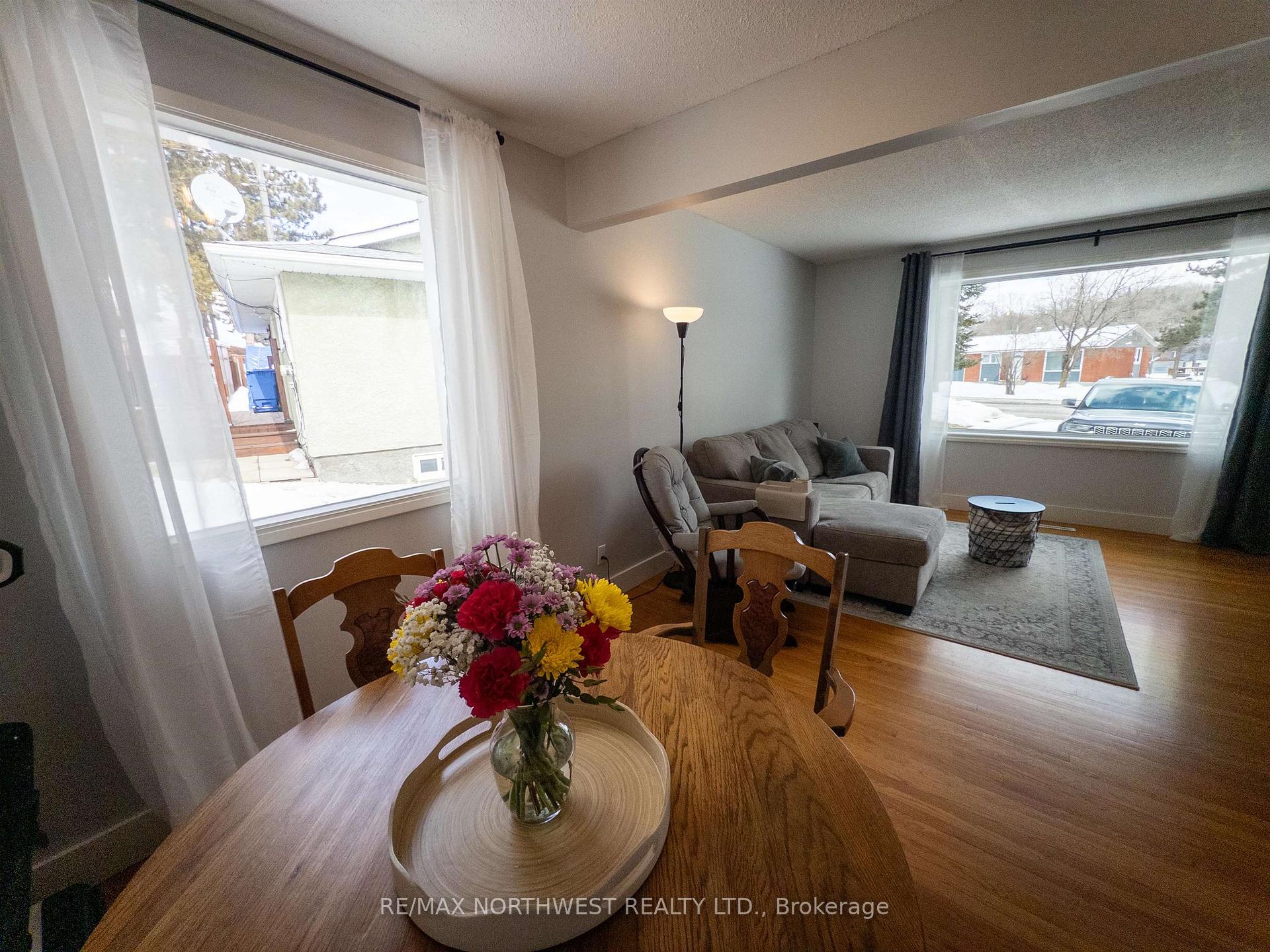 Photo 9 of 1102 Minto Avenue, Kenora, Amethyst — HOMEH