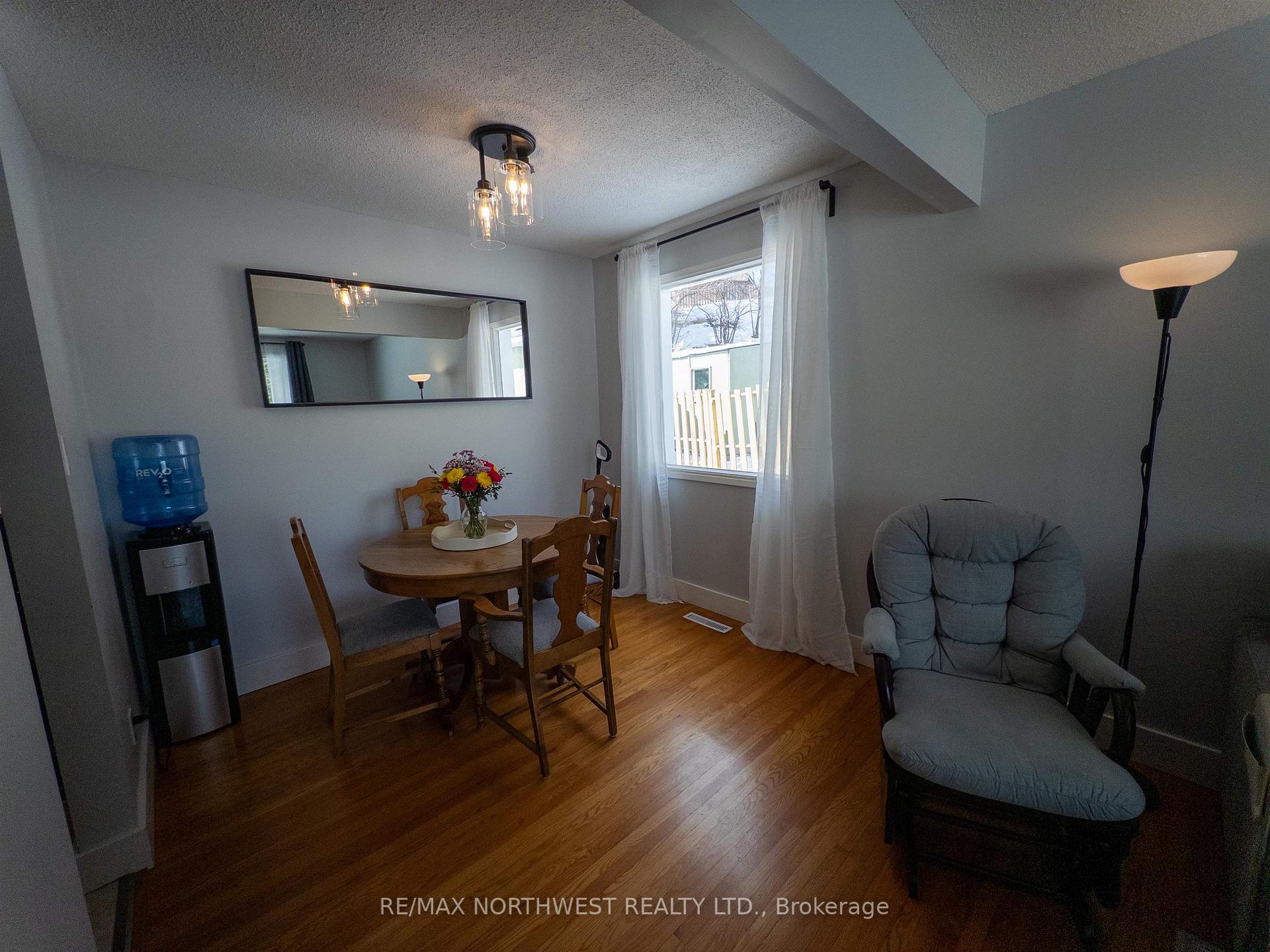 Photo 11 of 1102 Minto Avenue, Kenora, Amethyst — HOMEH