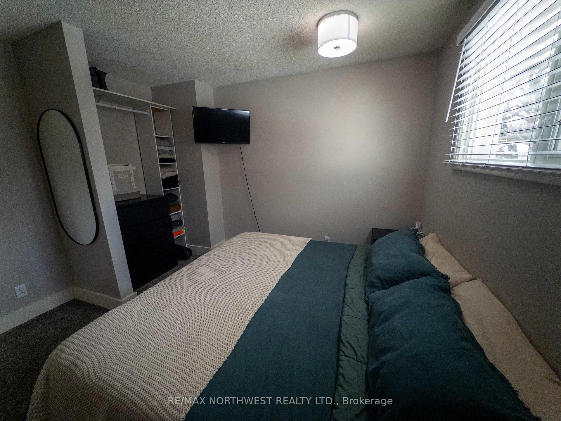 Photo 21 of 1102 Minto Avenue, Kenora, Amethyst — HOMEH