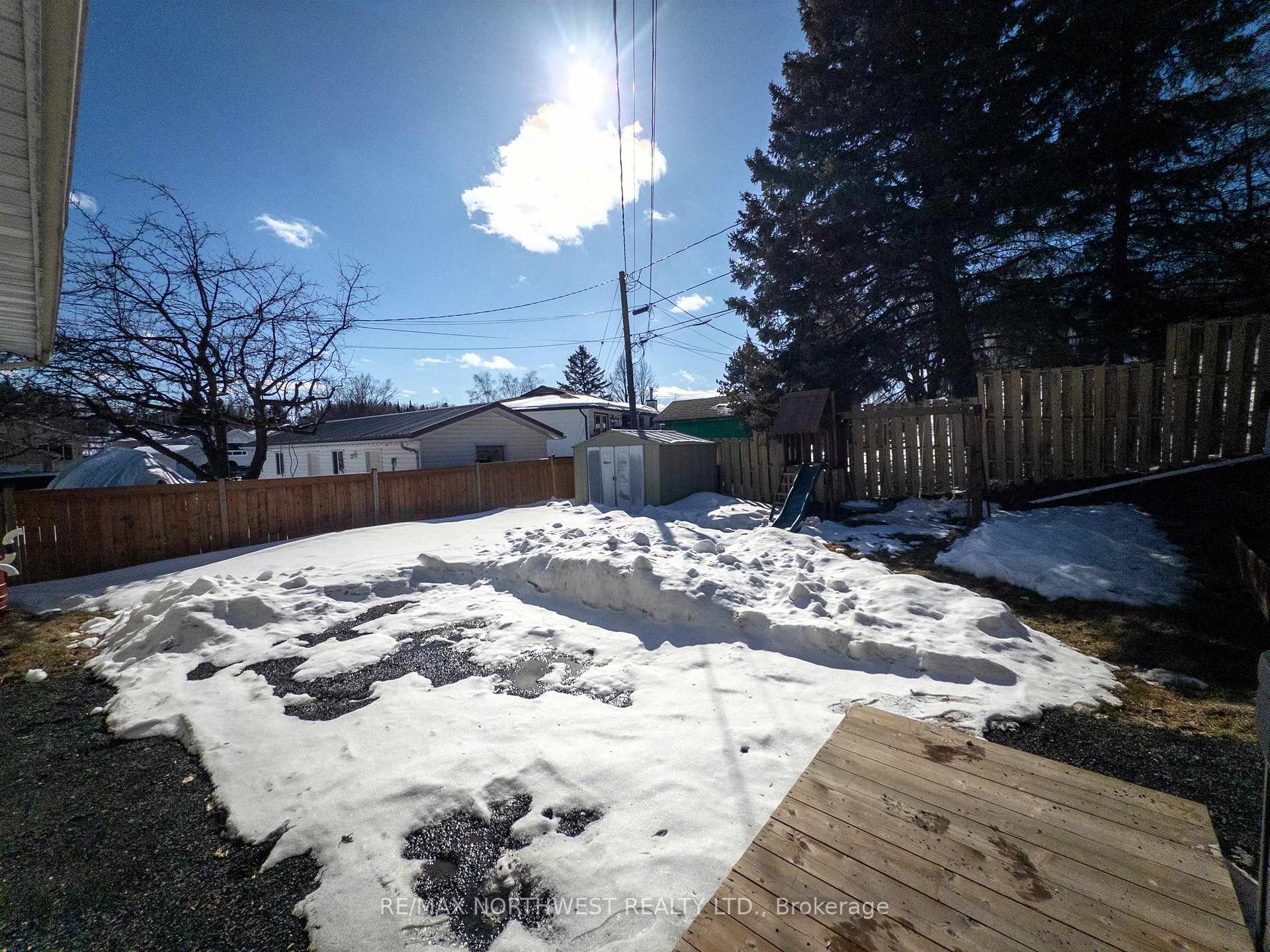 Photo 36 of 1102 Minto Avenue, Kenora, Amethyst — HOMEH