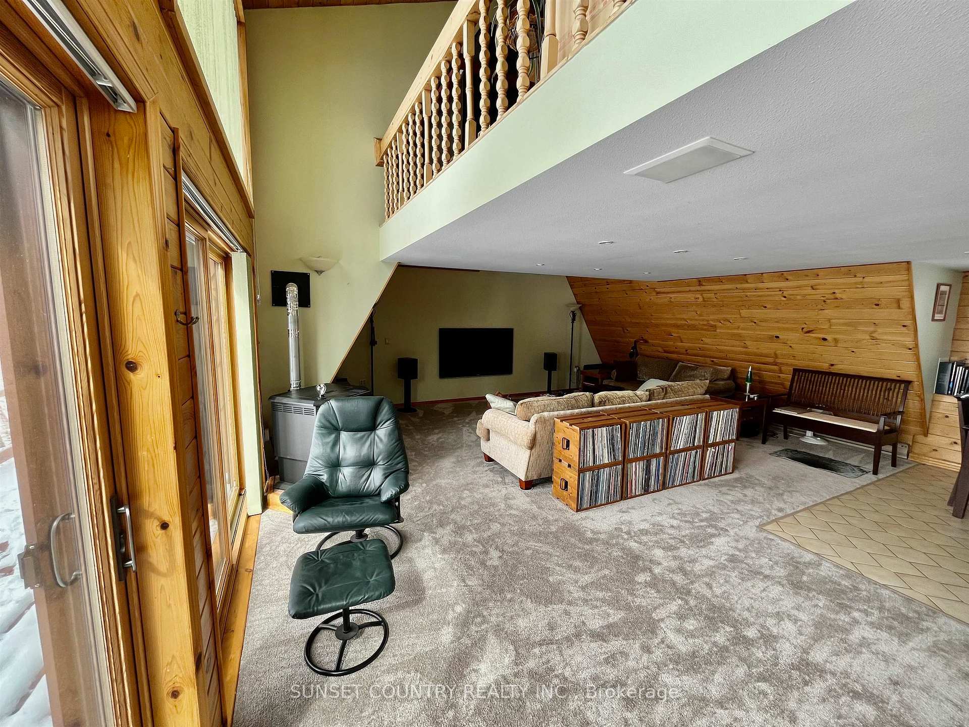Photo 8 of 76 Ojibway Drive, Machin — HOMEH