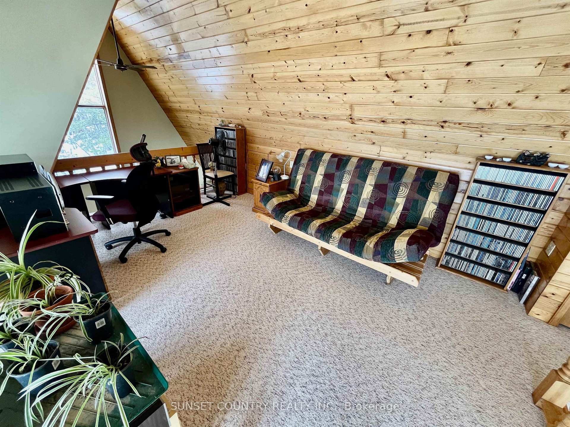 Photo 17 of 76 Ojibway Drive, Machin — HOMEH