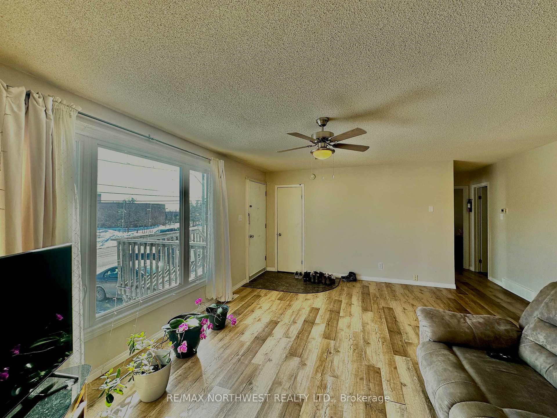 Photo 6 of 1032 Ninth Street N, Kenora, Evergreen — HOMEH