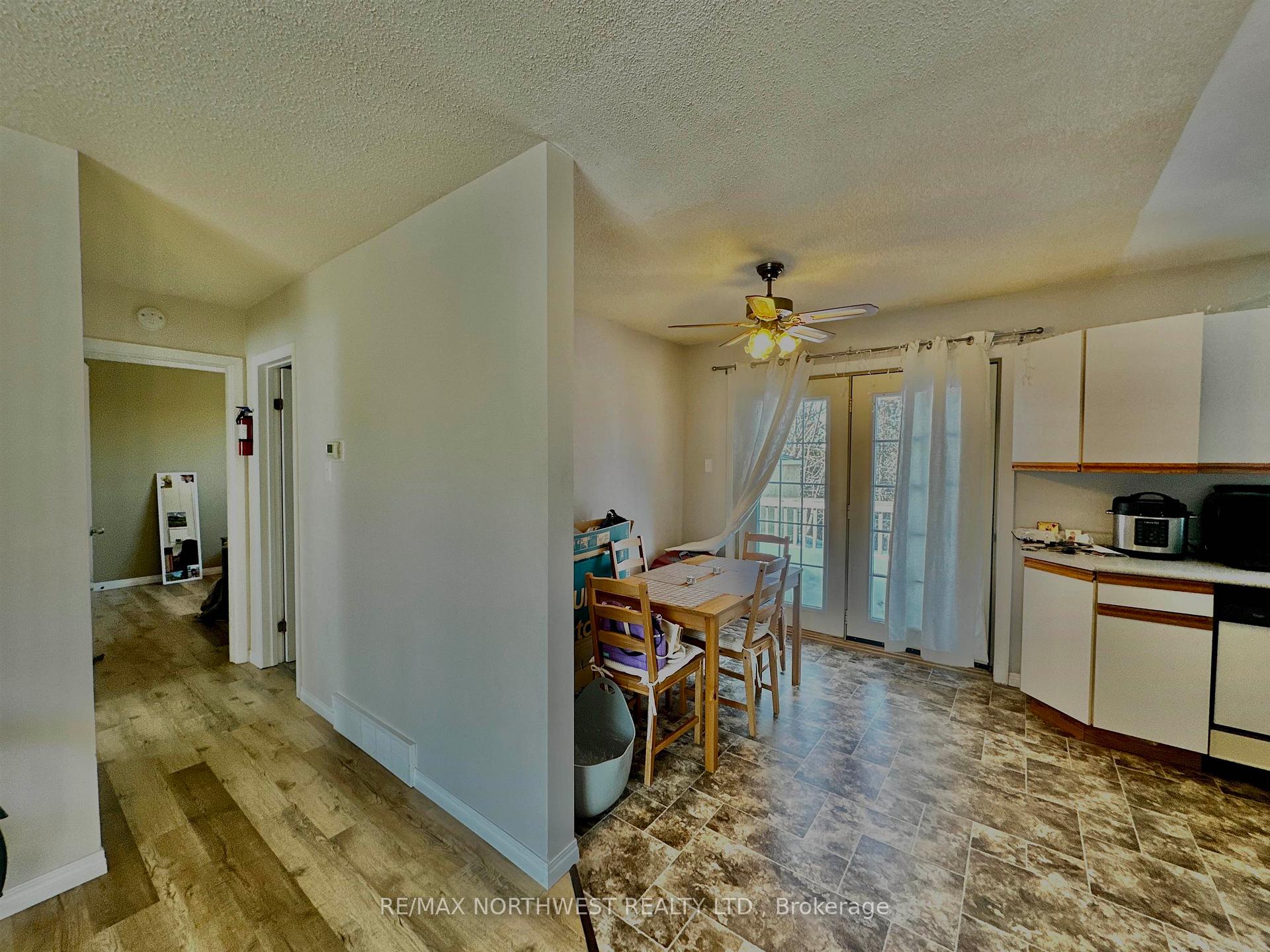 Photo 13 of 1032 Ninth Street N, Kenora, Evergreen — HOMEH