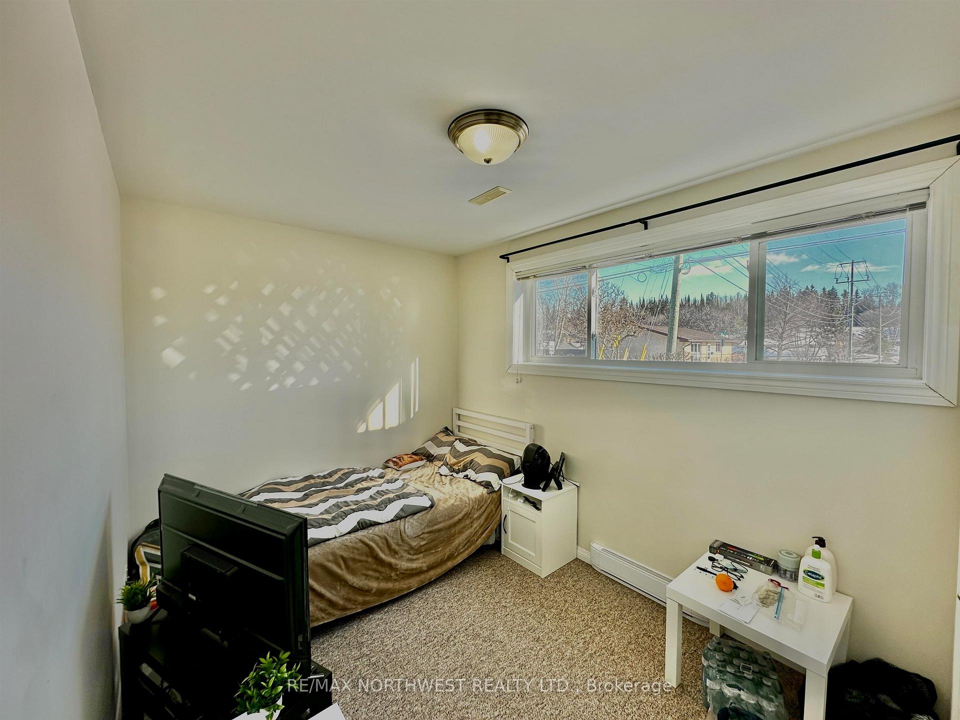 Photo 29 of 1032 Ninth Street N, Kenora, Evergreen — HOMEH