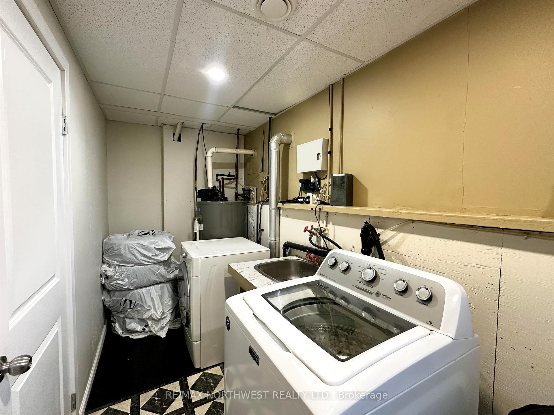 Photo 30 of 1032 Ninth Street N, Kenora, Evergreen — HOMEH