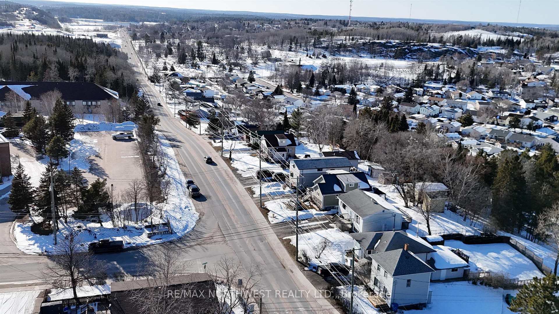 Photo 35 of 1032 Ninth Street N, Kenora, Evergreen — HOMEH