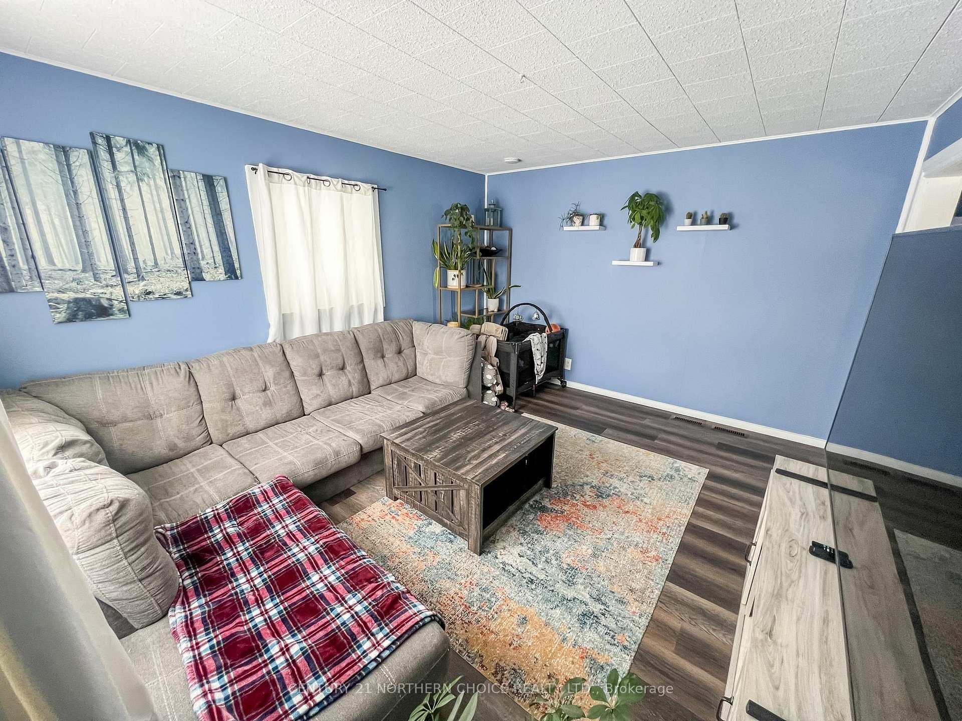 Photo 9 of 131 Mascott Avenue, Kenora, Ride Out — HOMEH