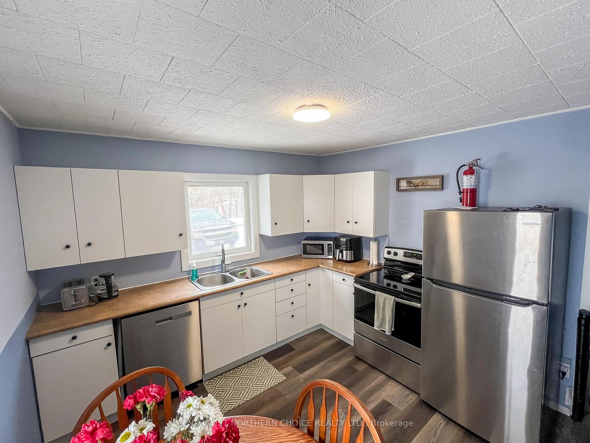 Photo 11 of 131 Mascott Avenue, Kenora, Ride Out — HOMEH