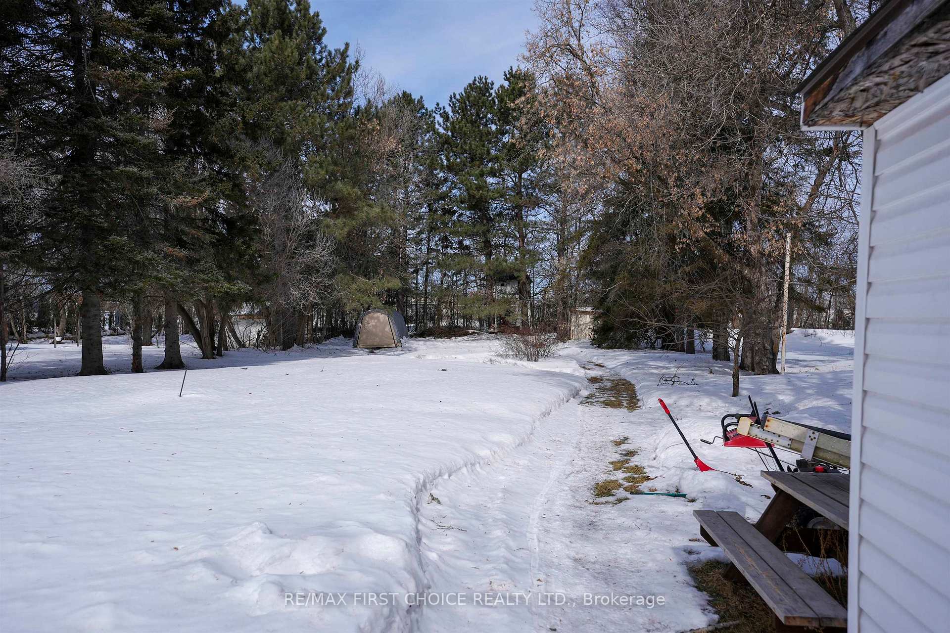 Photo 26 of 1755 Broadway Ave, Thunder Bay, Rosslyn Road — HOMEH