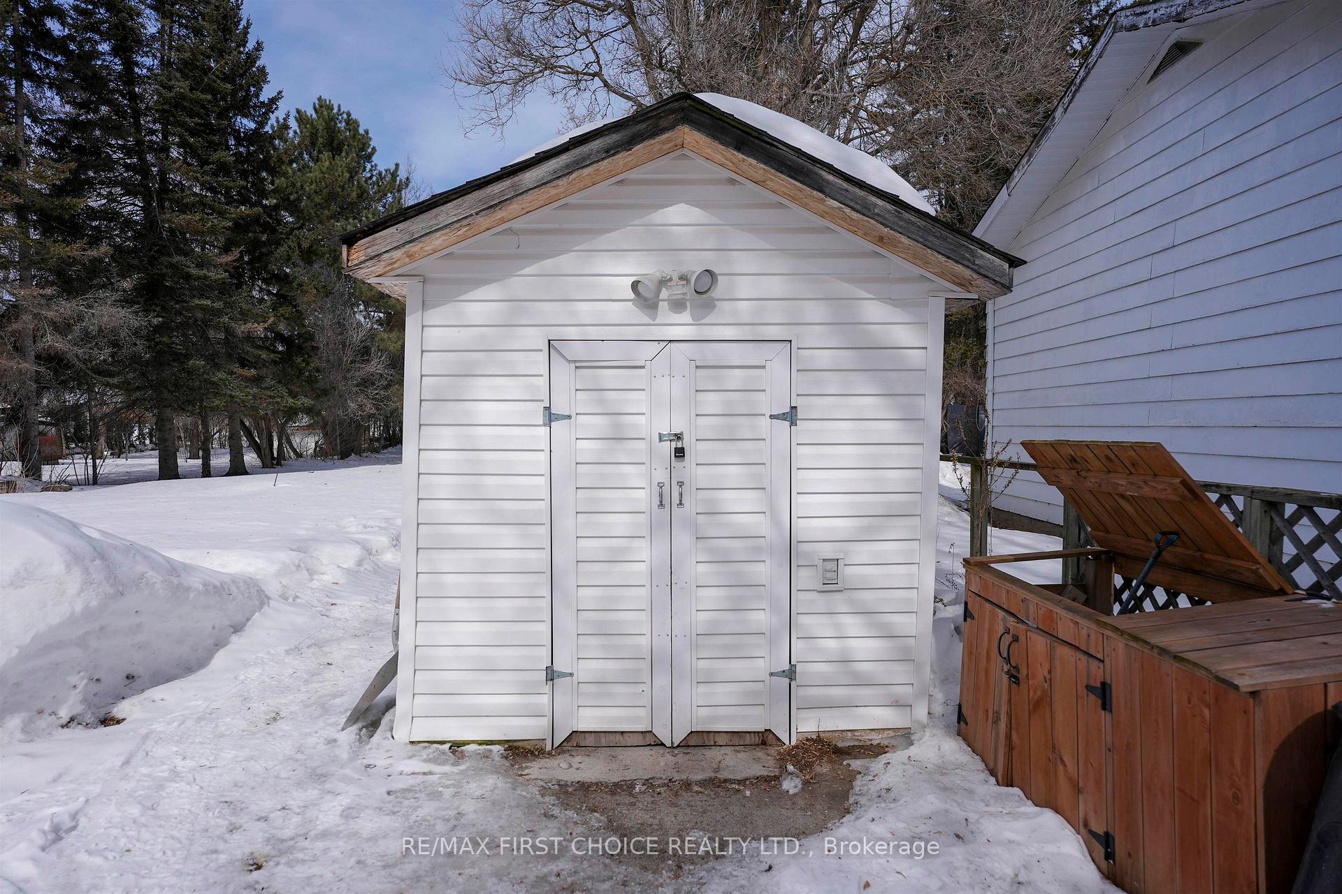 Photo 27 of 1755 Broadway Ave, Thunder Bay, Rosslyn Road — HOMEH