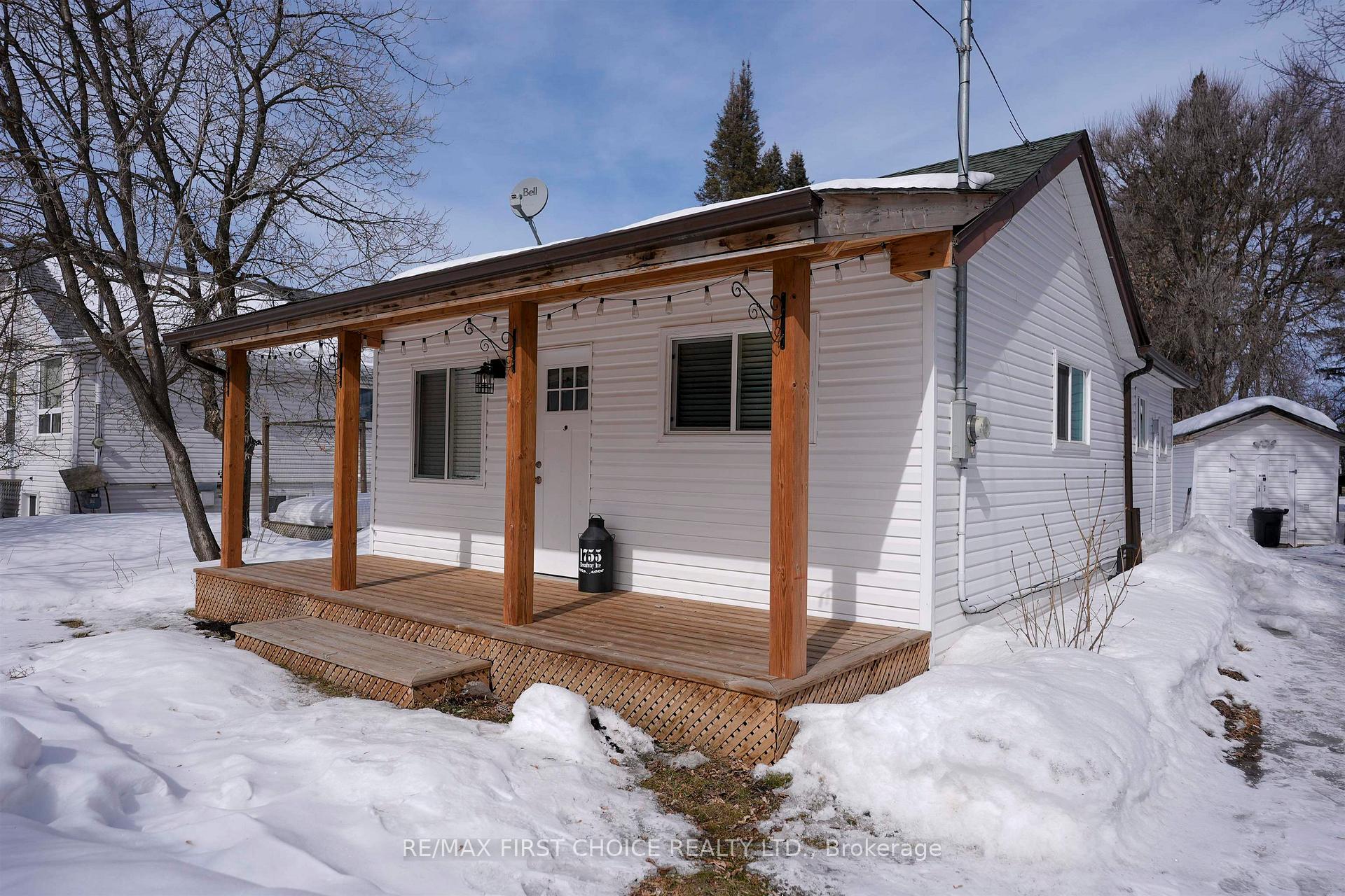Photo 37 of 1755 Broadway Ave, Thunder Bay, Rosslyn Road — HOMEH