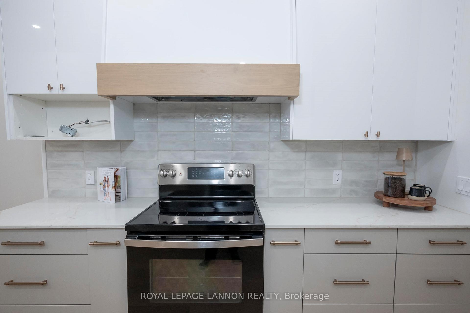 Photo 1 of Unit 3206, 96 High Street N, Thunder Bay, College Heights — HOMEH